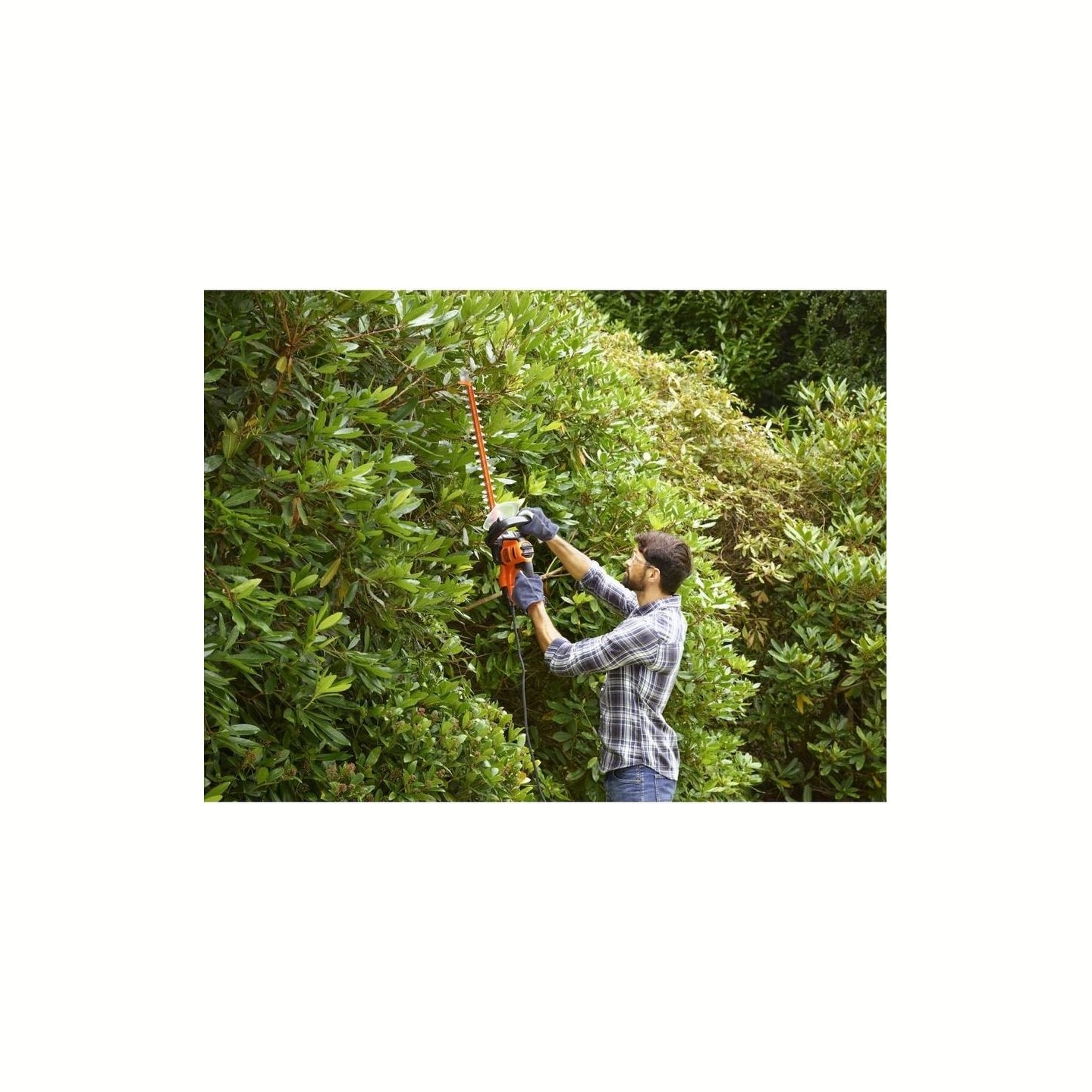 Black & Decker | BEHTS301-QS | Hedge Trimmer