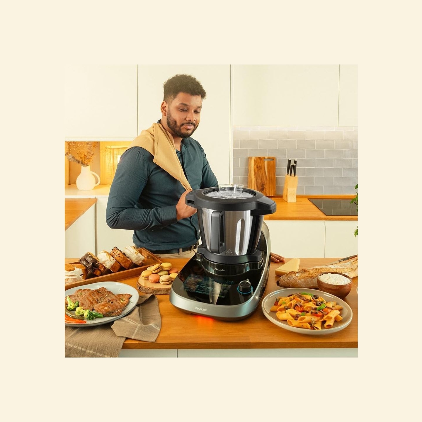 Cecotec Mambo CooKing Victory | Multifunctional Robot | 1700 W | Number of speeds 19 | Bowl capacity 4.5 L | Black/Grey
