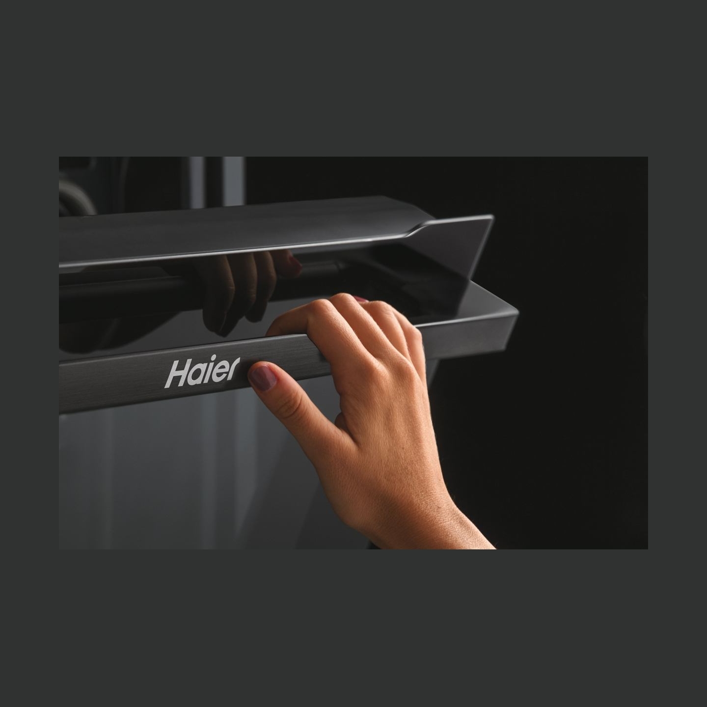 Haier Oven | HWO60SM2B9BH | 70 L | Electric | Pyrolytic/Hydrolytic | Touch | Height 59.5 cm | Width 59.5 cm | Black