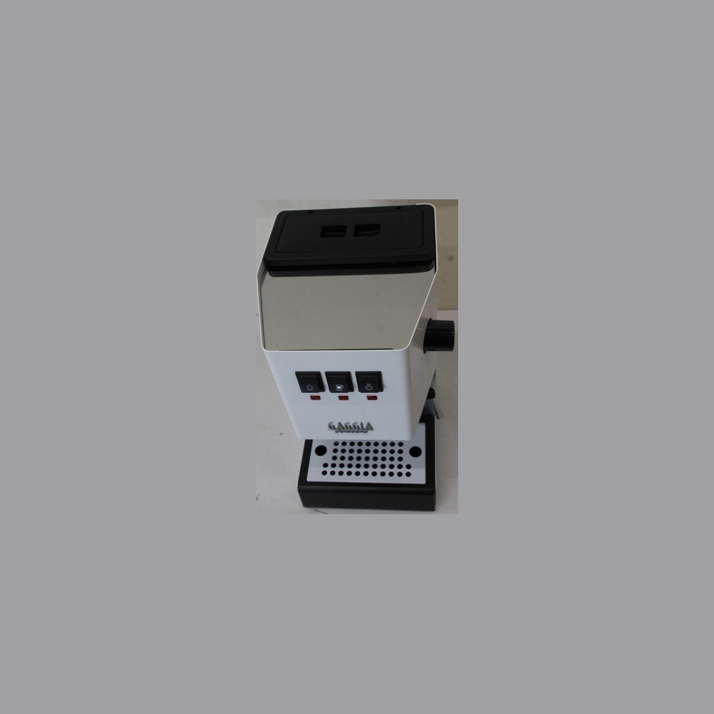 Gaggia | Gaggia Coffee Maker | RI9481/13 Classic Evo | Pump pressure 15 bar | Built-in milk frother | Ground | 1300 W | White | 