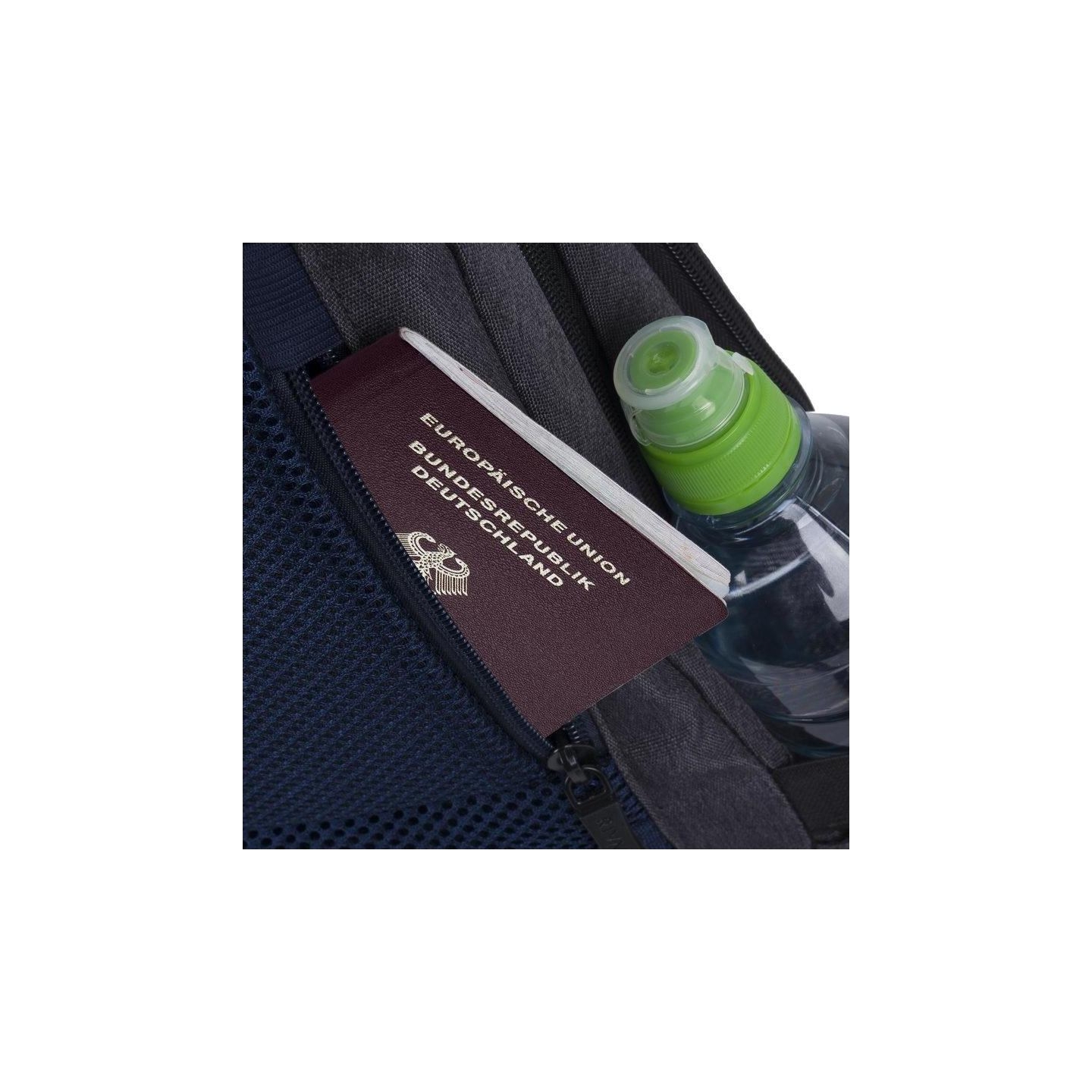 Rivacase NB BACKPACK SUZUKA 15.6"/7760 BLACK RIVACASE