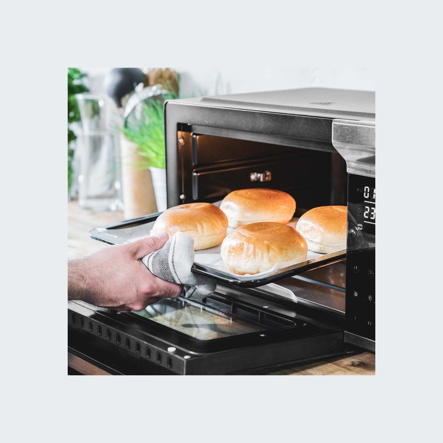 Gastroback 42814 Design Bistro Oven Bake & Grill