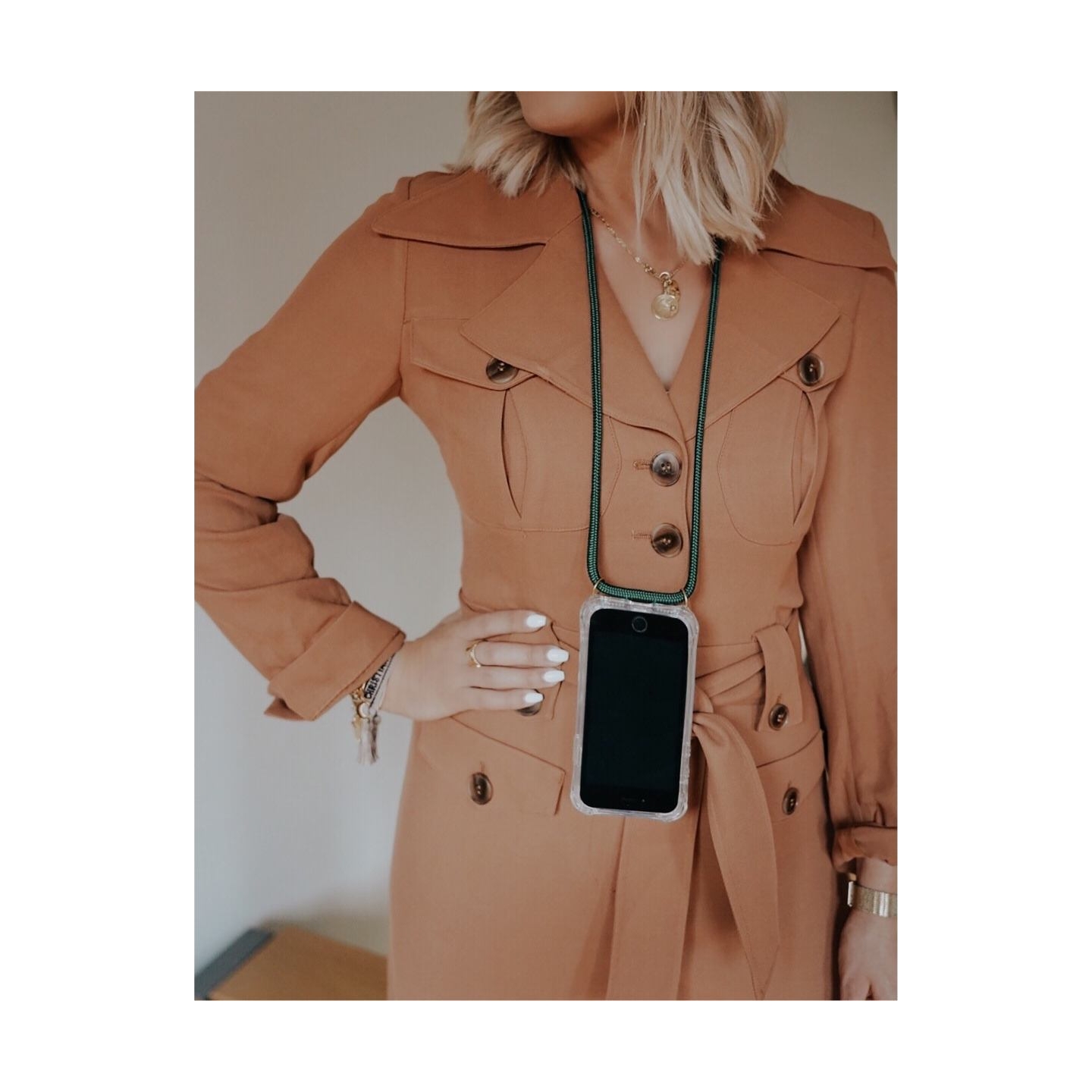 Lookabe Necklace iPhone X/Xs gold green loo013
