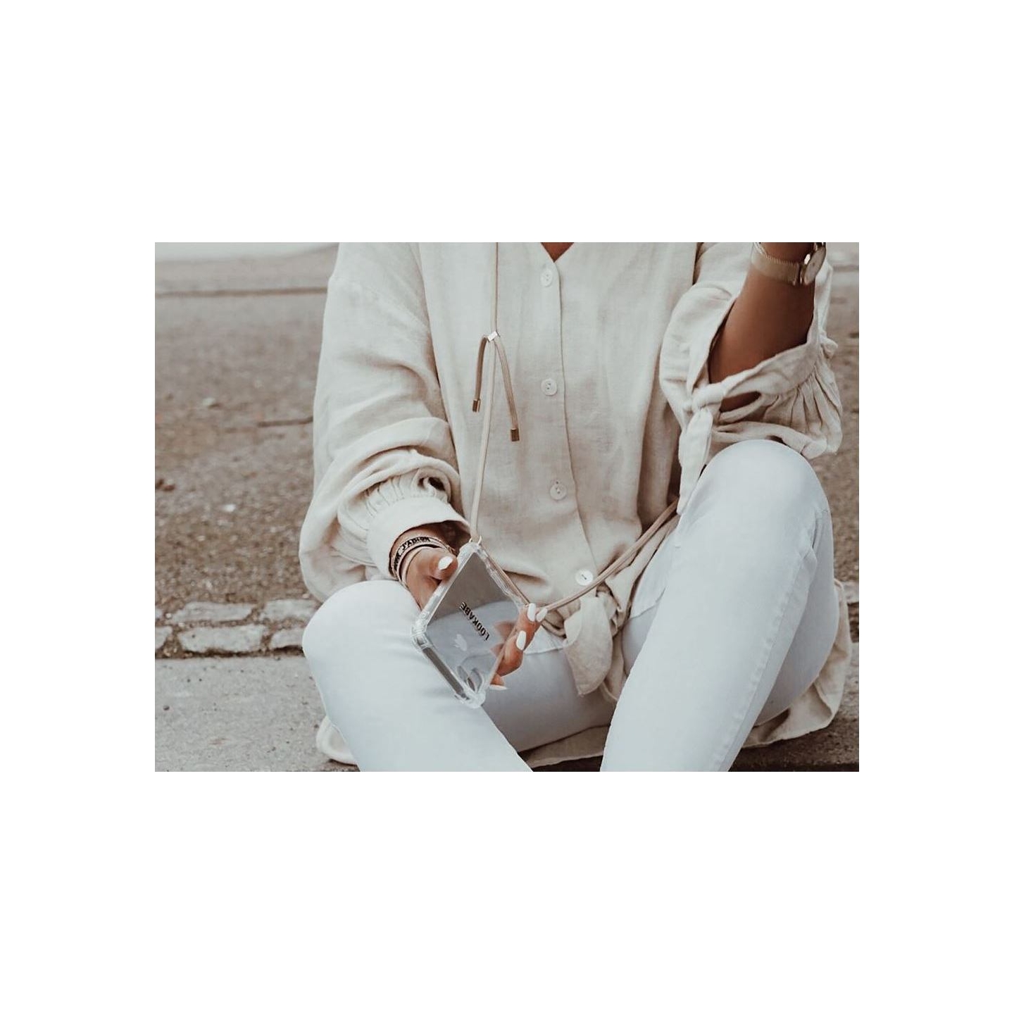Lookabe Necklace iPhone Xs Max gold nude loo010