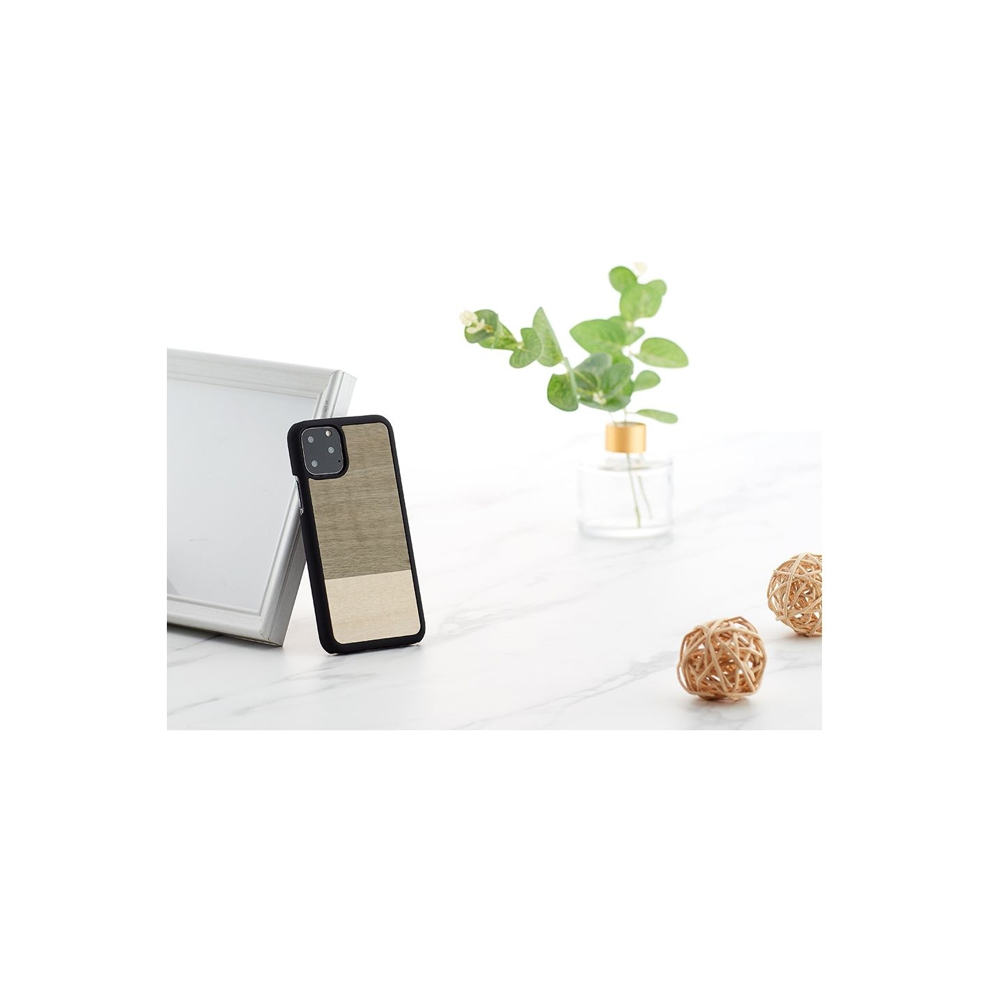 Man&Wood SmartPhone case iPhone 11 Pro einstein black