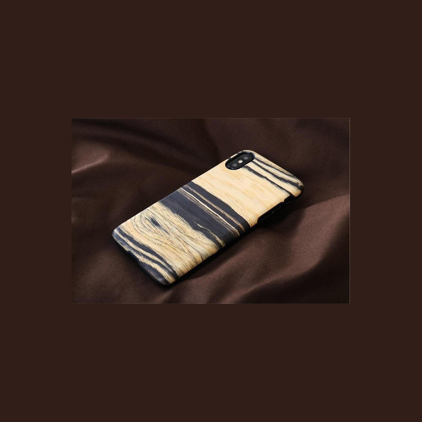 Man&Wood SmartPhone case iPhone X/XS white ebony black
