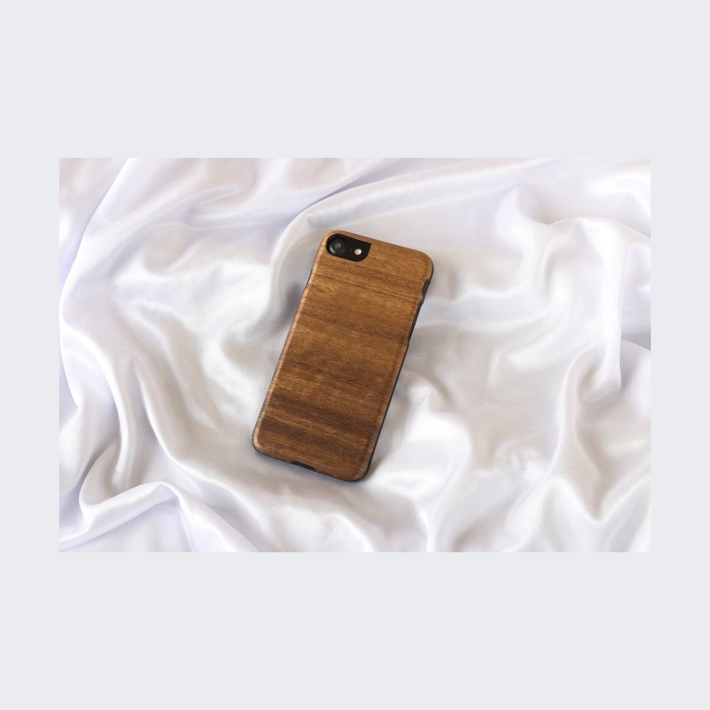 Man&Wood case for iPhone 7/8 koala black