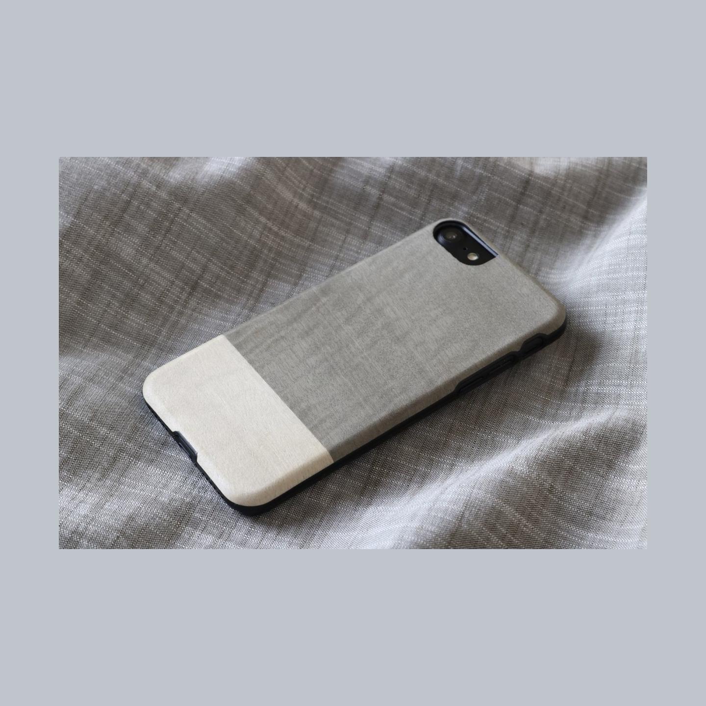 Man&Wood case for iPhone 7/8 einstein black