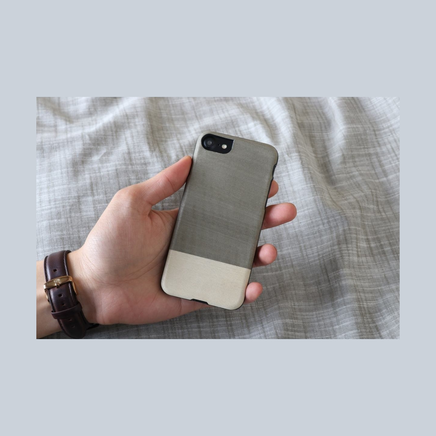 Man&Wood case for iPhone 7/8 einstein black