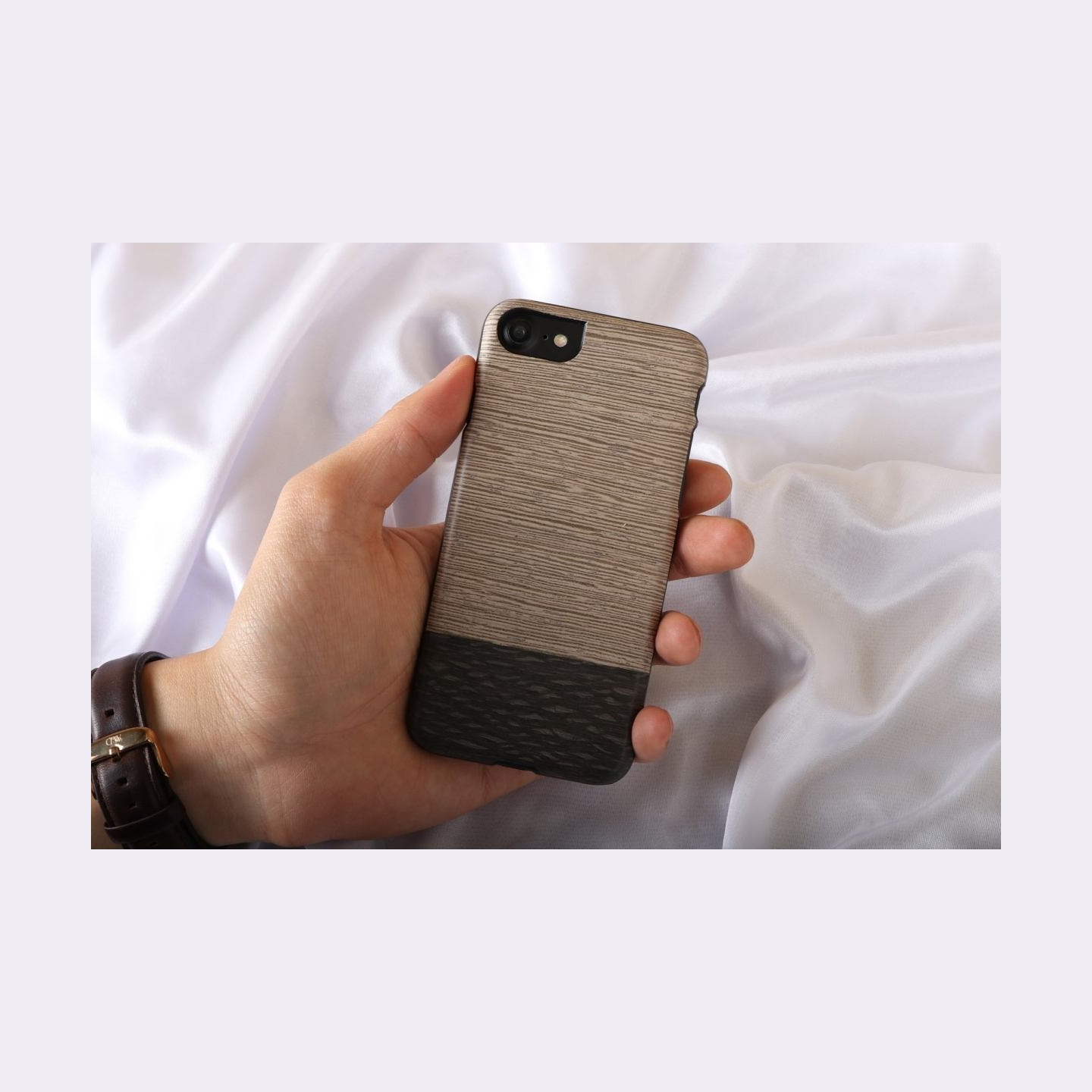 Man&Wood case for iPhone 7/8 lattis black