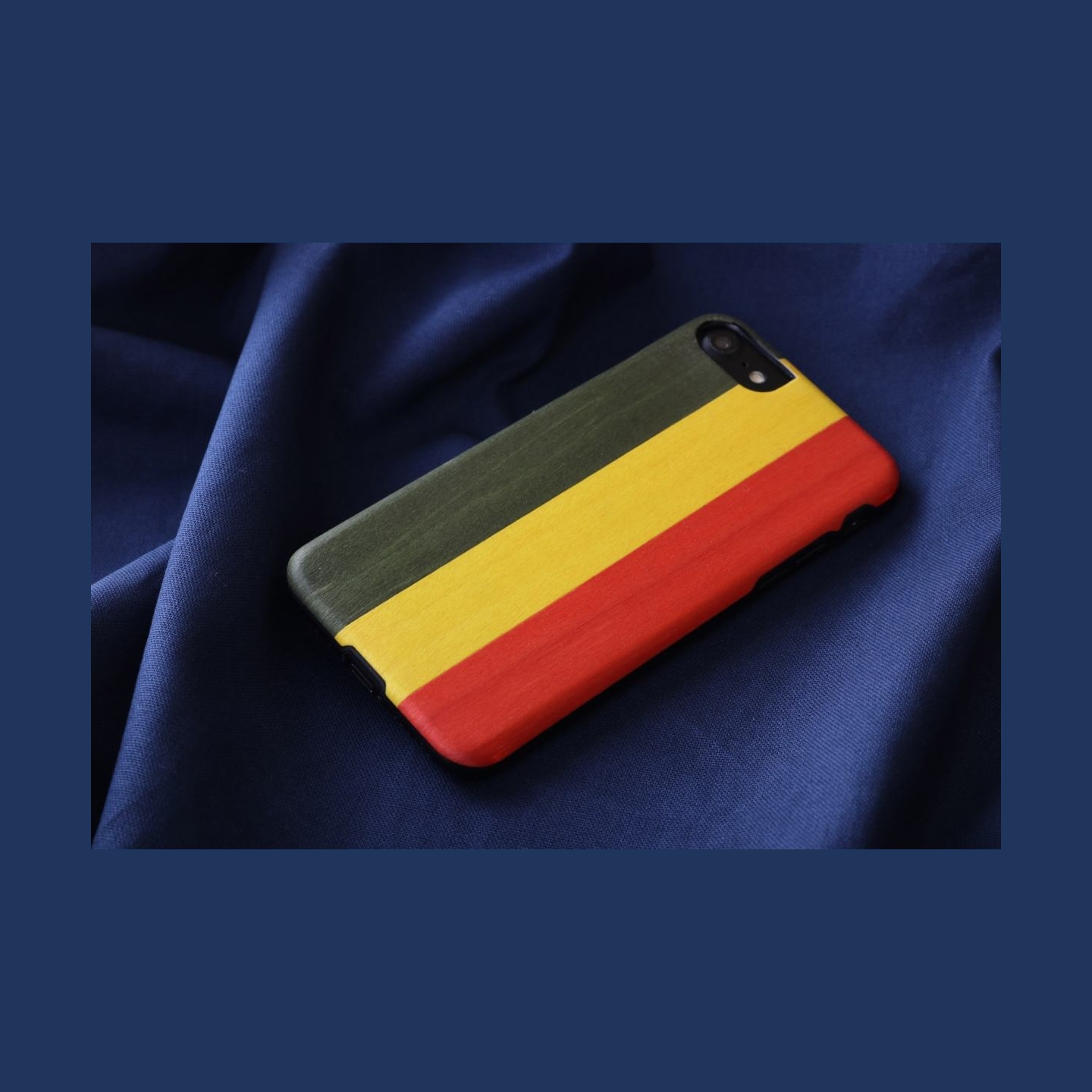 Man&Wood case for iPhone 7/8 reggae black