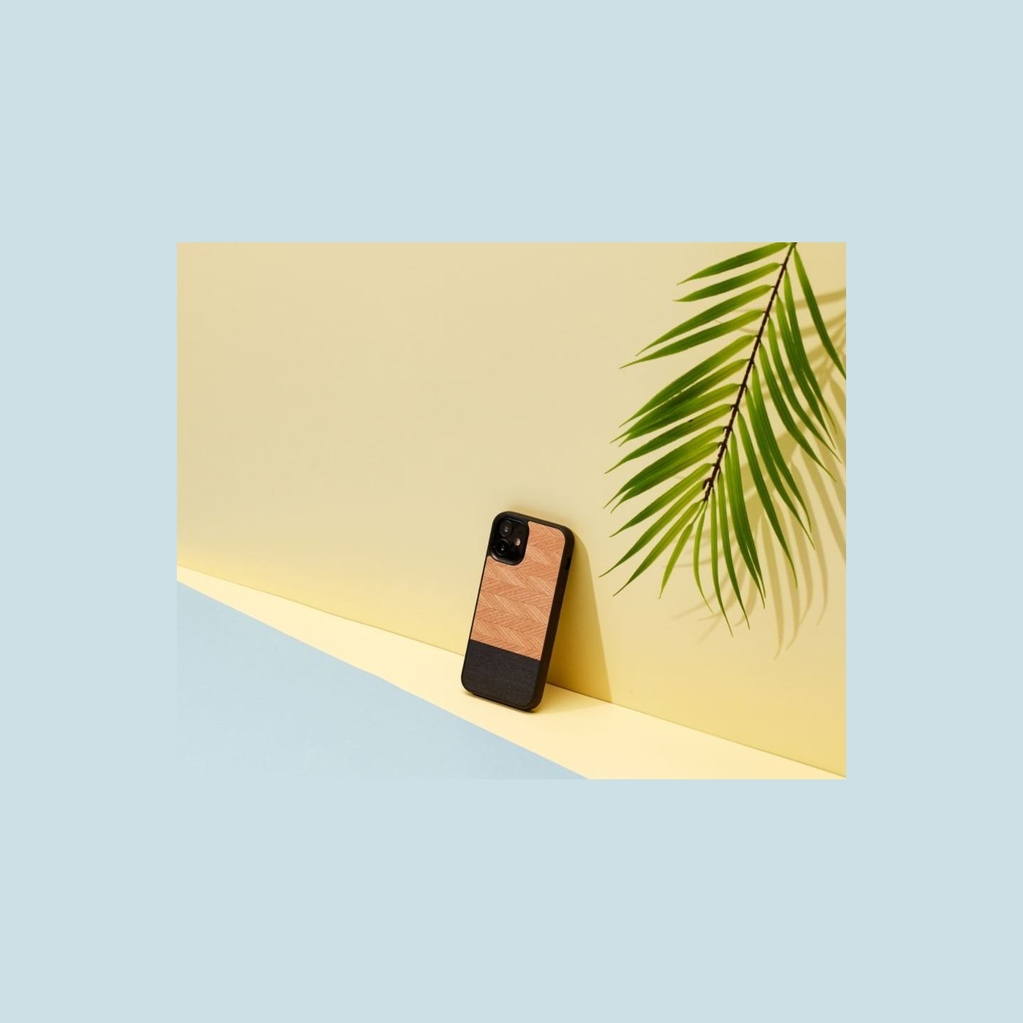 Man&Wood case for iPhone 12 mini herringbone nero black