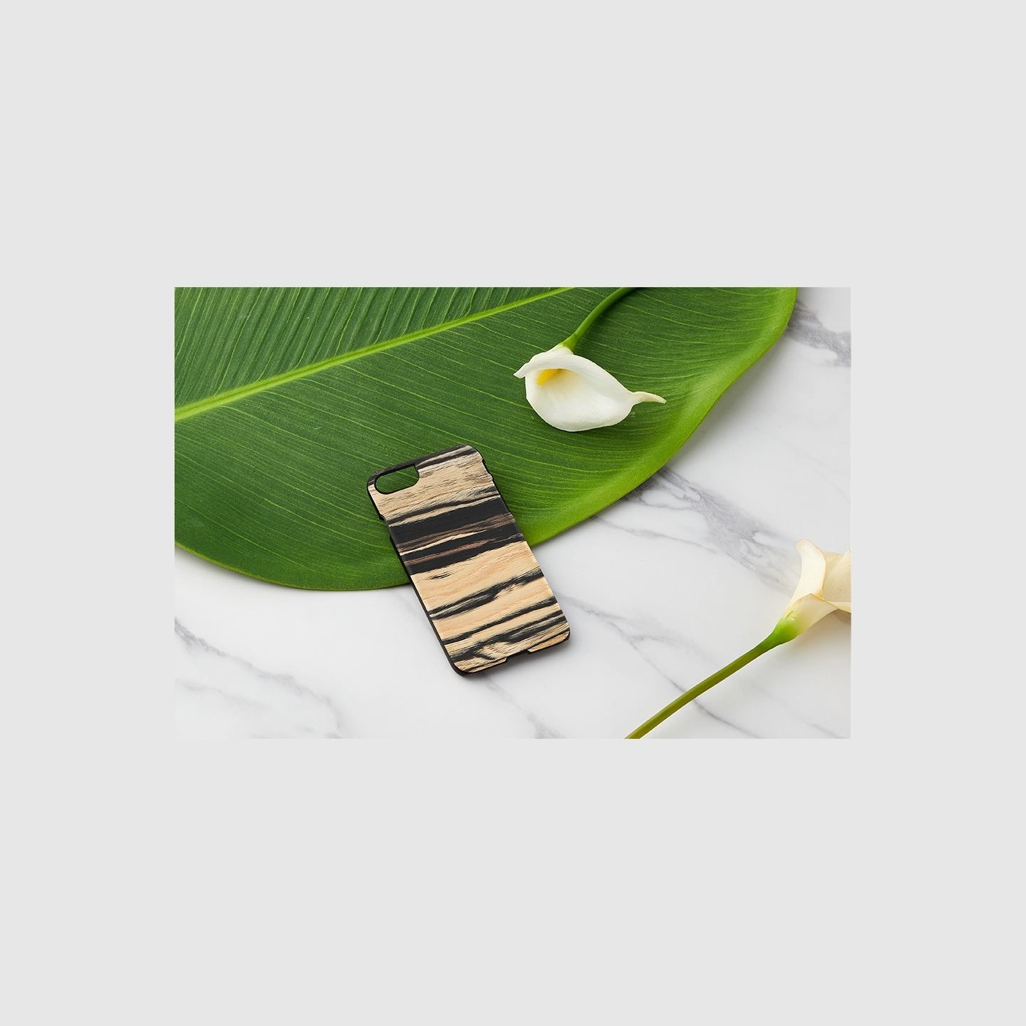 Man&Wood case for iPhone 7/8 white ebony black