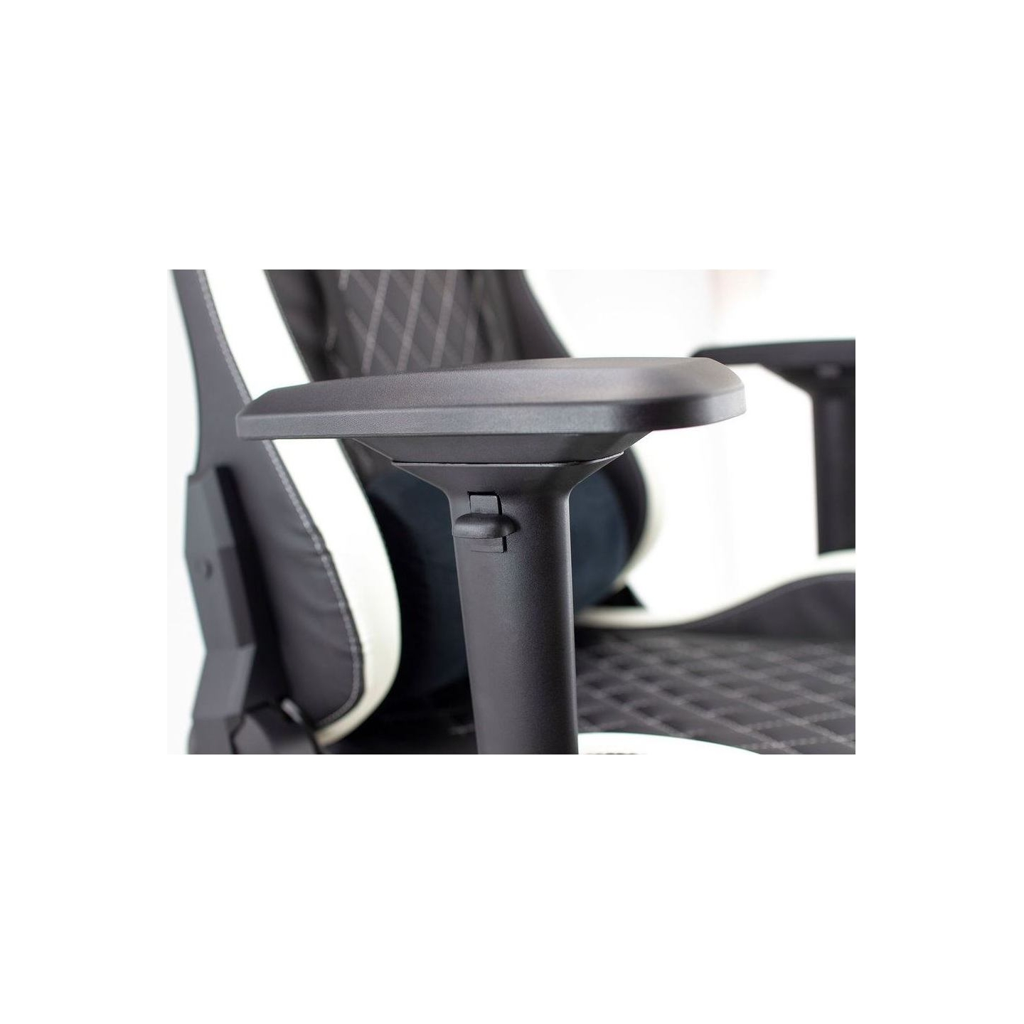 White Shark NITRO-GT Gaming Chair Nitro GT Black/White