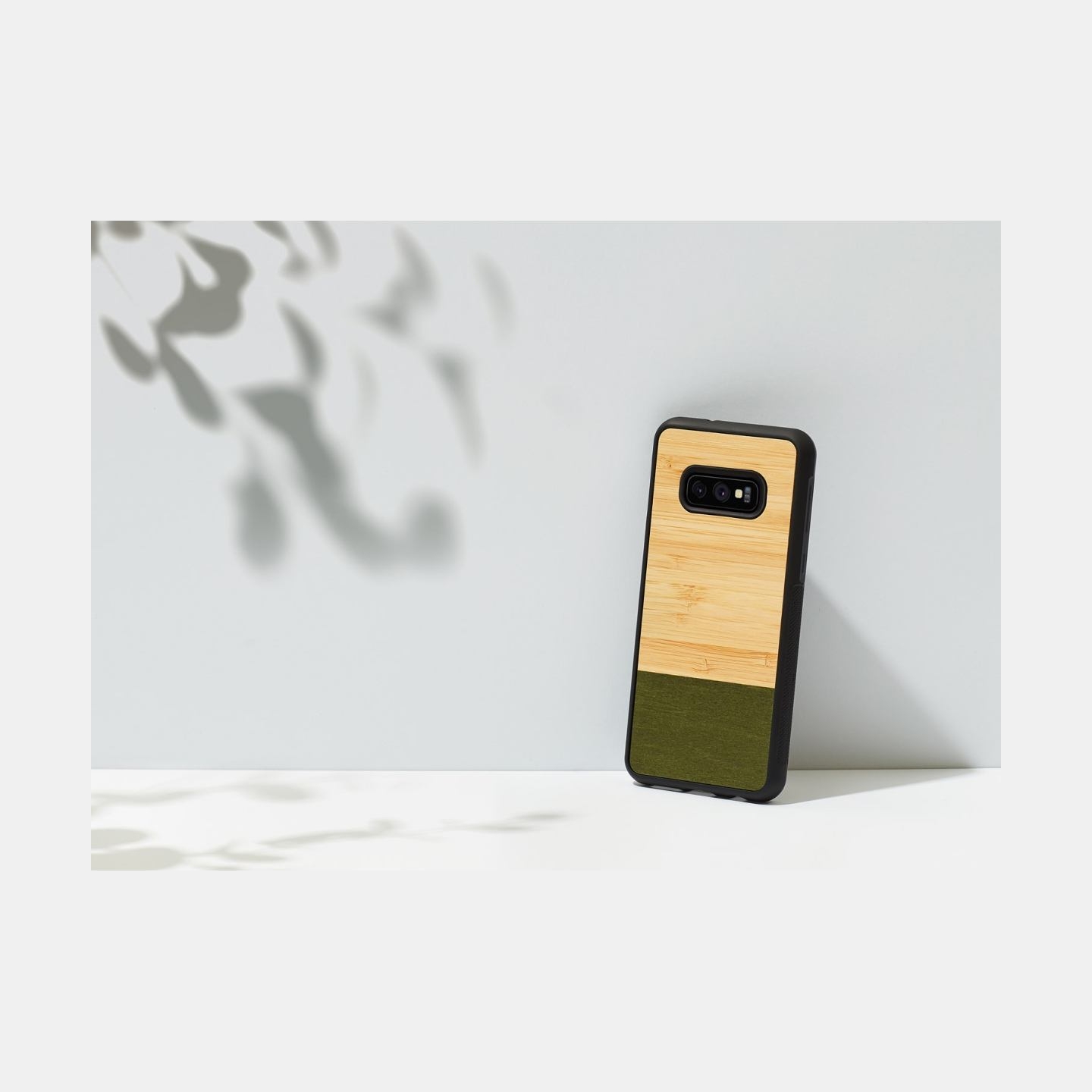 Man&Wood SmartPhone case Galaxy S10e bamboo forest black