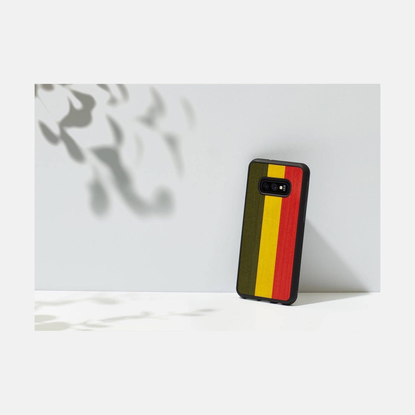 Man&Wood SmartPhone case Galaxy S10e reggae black