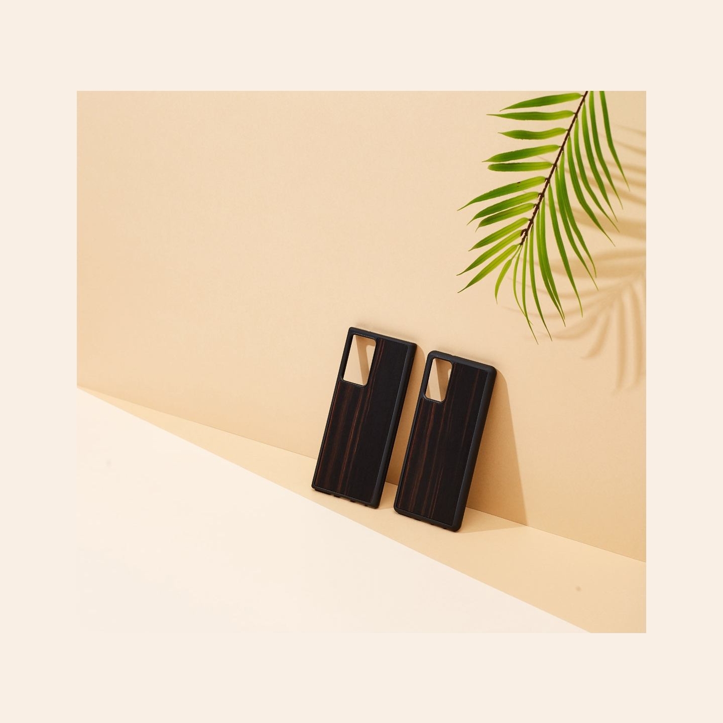 Man&Wood case for Galaxy Note 20 ebony black