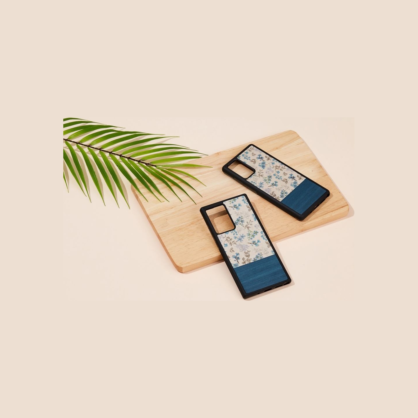 Man&Wood case for Galaxy Note 20 blue flower black
