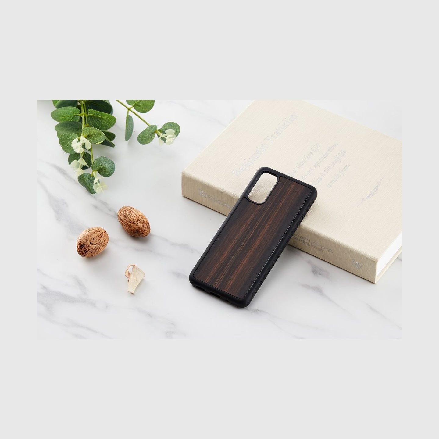 Man&Wood case for Galaxy S20 ebony black