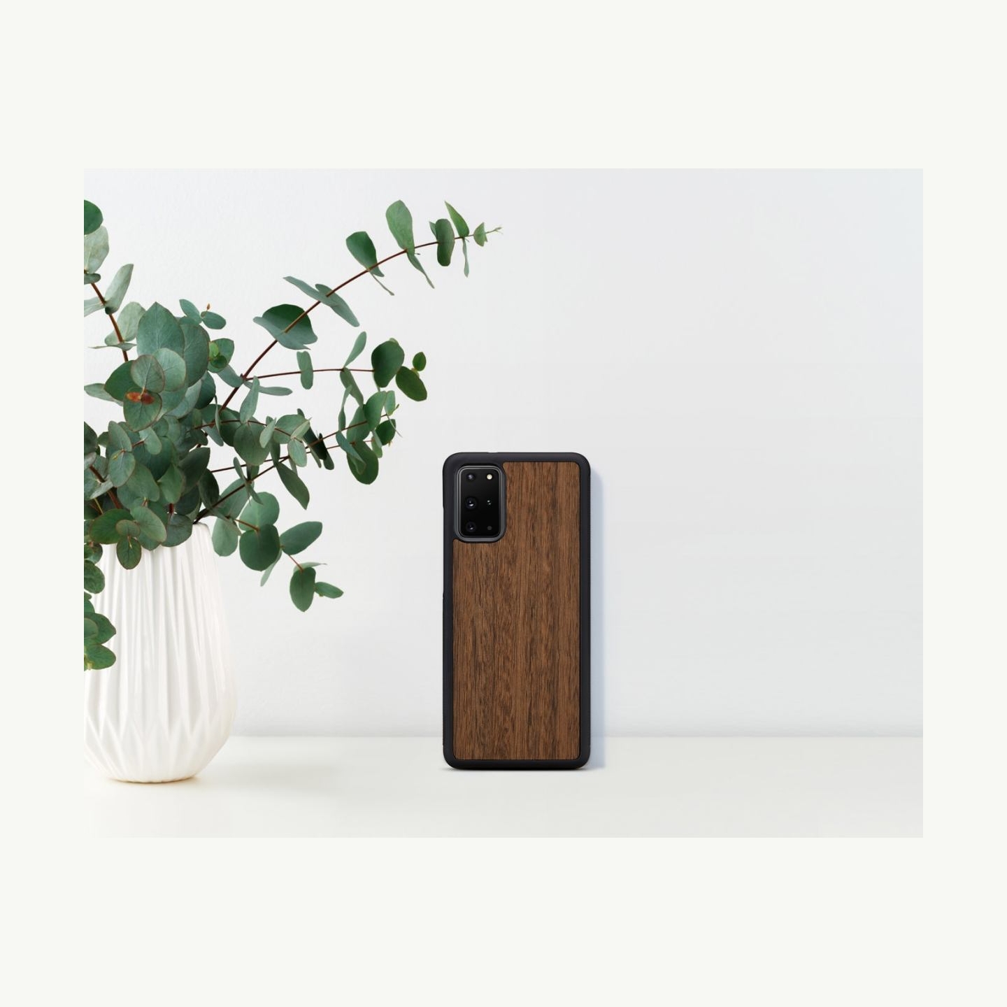 Man&Wood case for Galaxy S20+ koala black