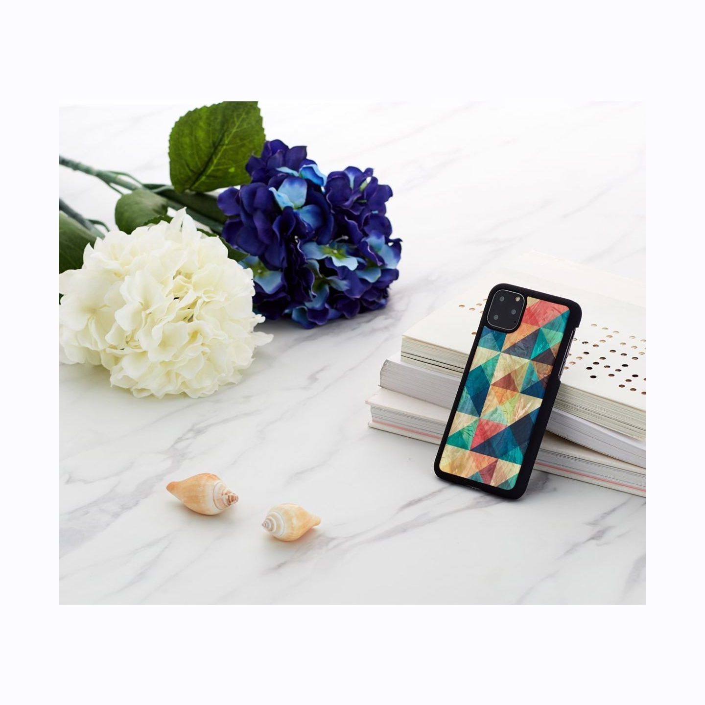 Ikins SmartPhone case iPhone 11 Pro Max mosaic black