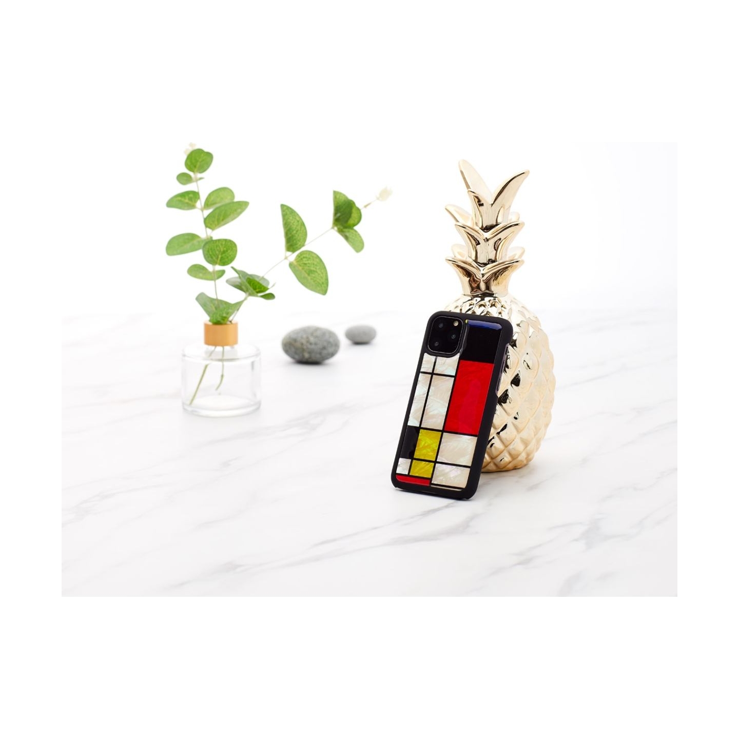 Ikins SmartPhone case iPhone 11 Pro mondrian black