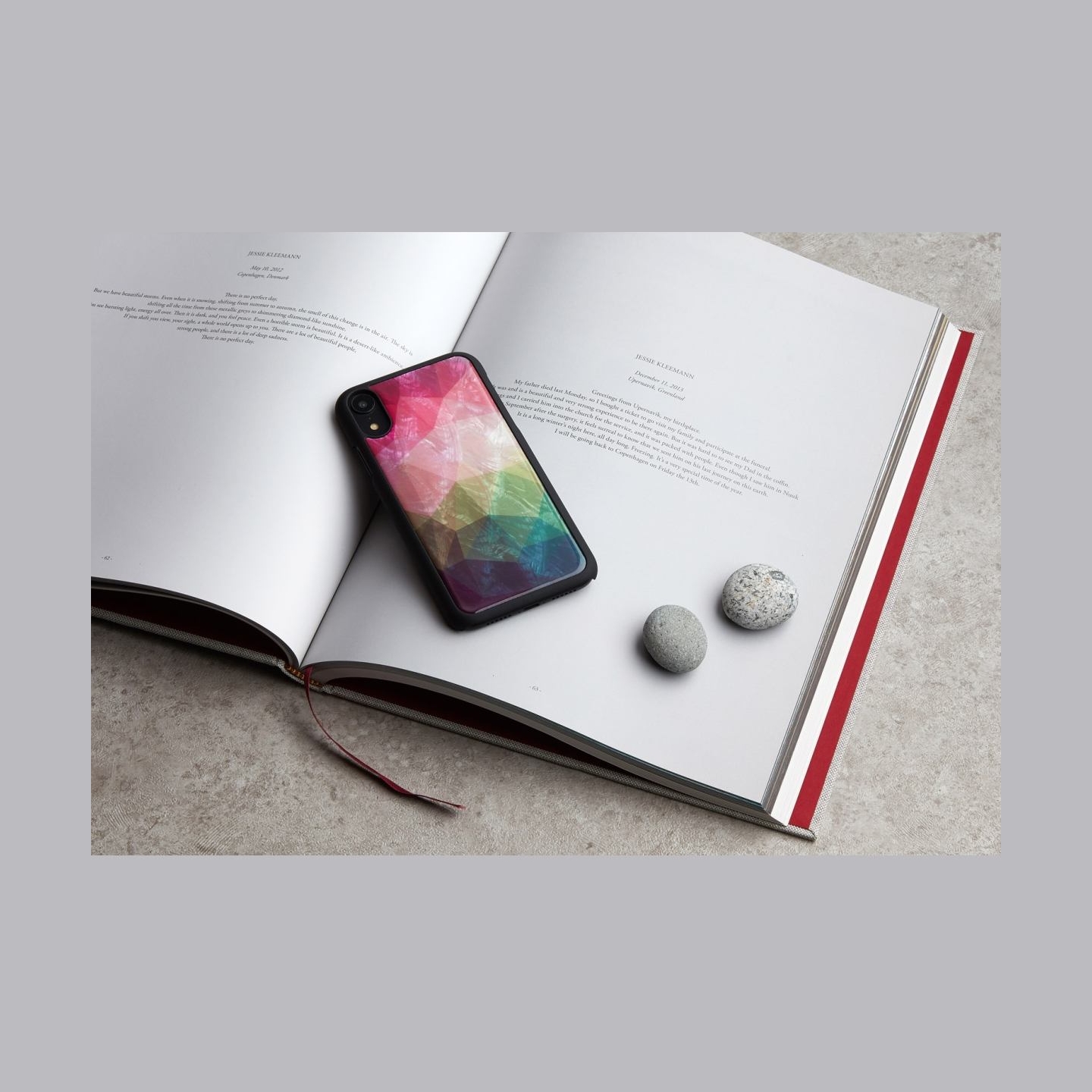 Ikins SmartPhone case iPhone XR water flower black
