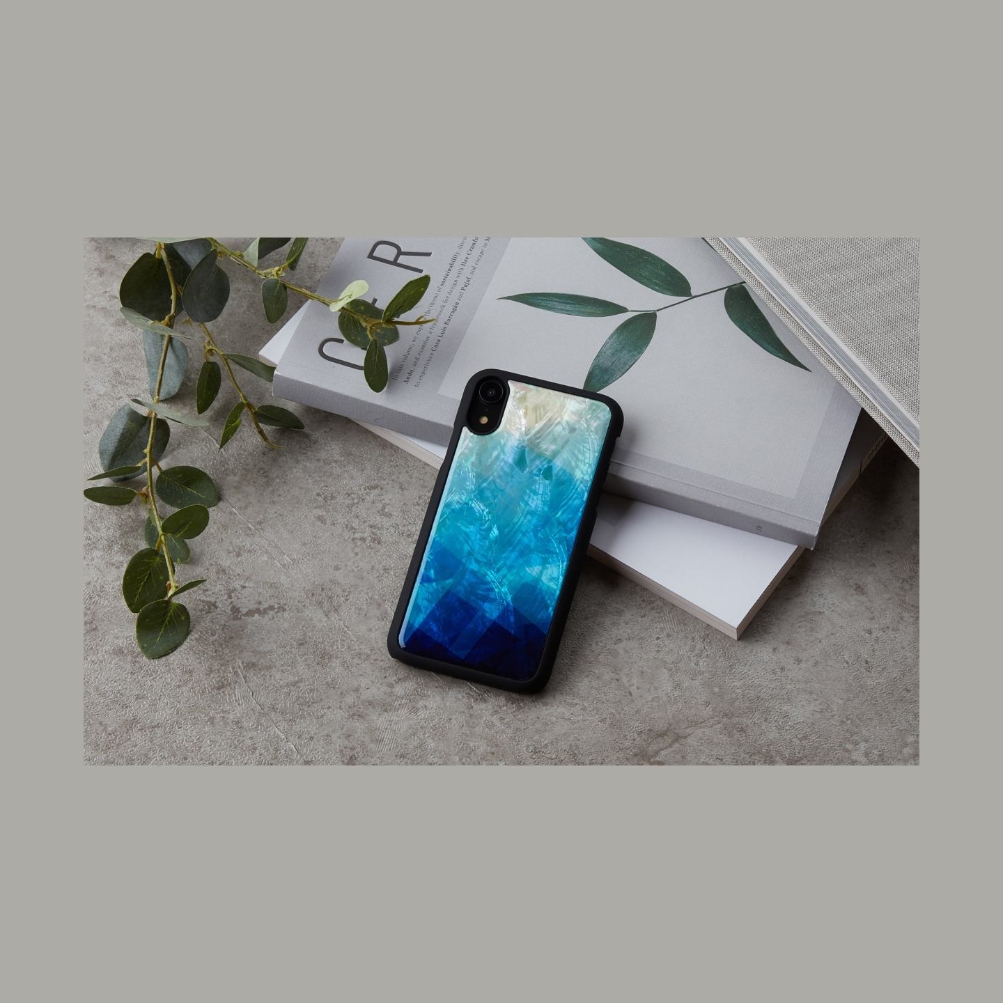 Ikins SmartPhone case iPhone XR blue lake black