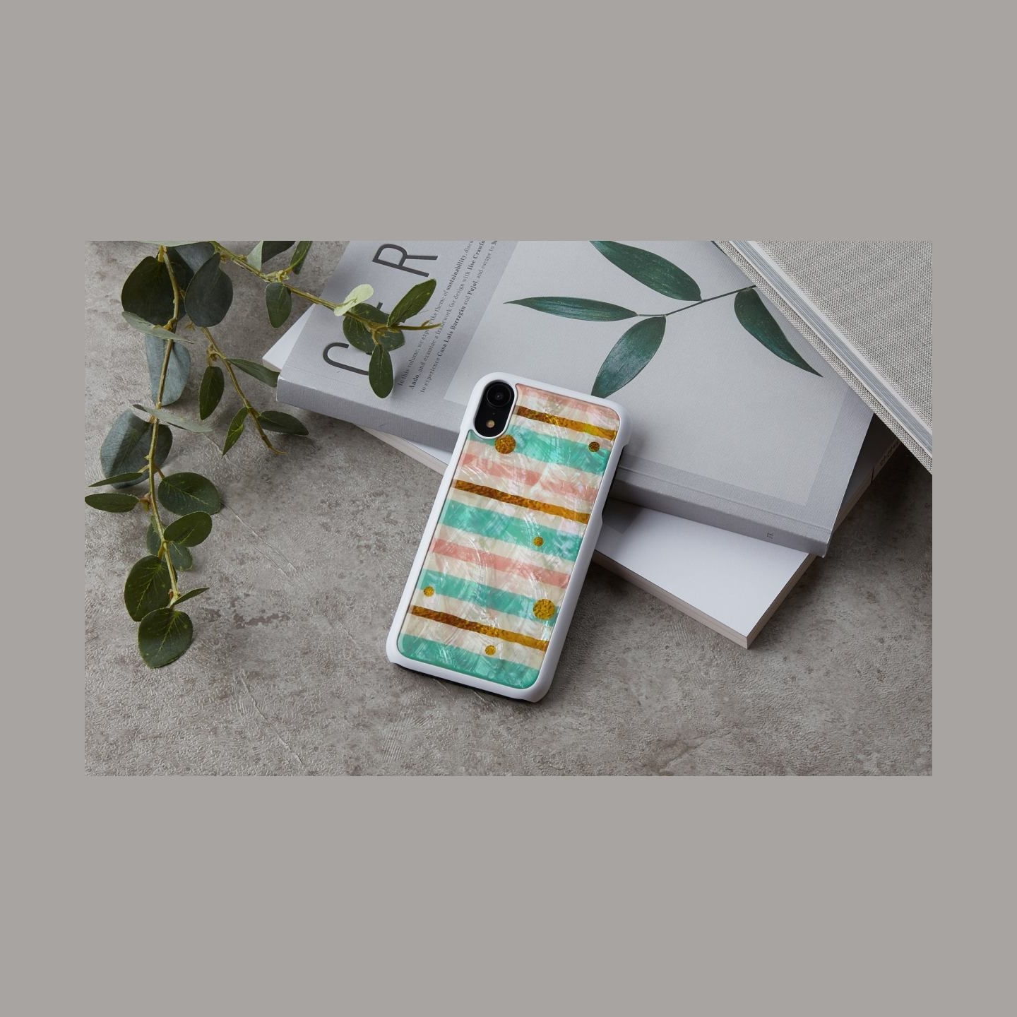 Ikins SmartPhone case iPhone XR pop mint white