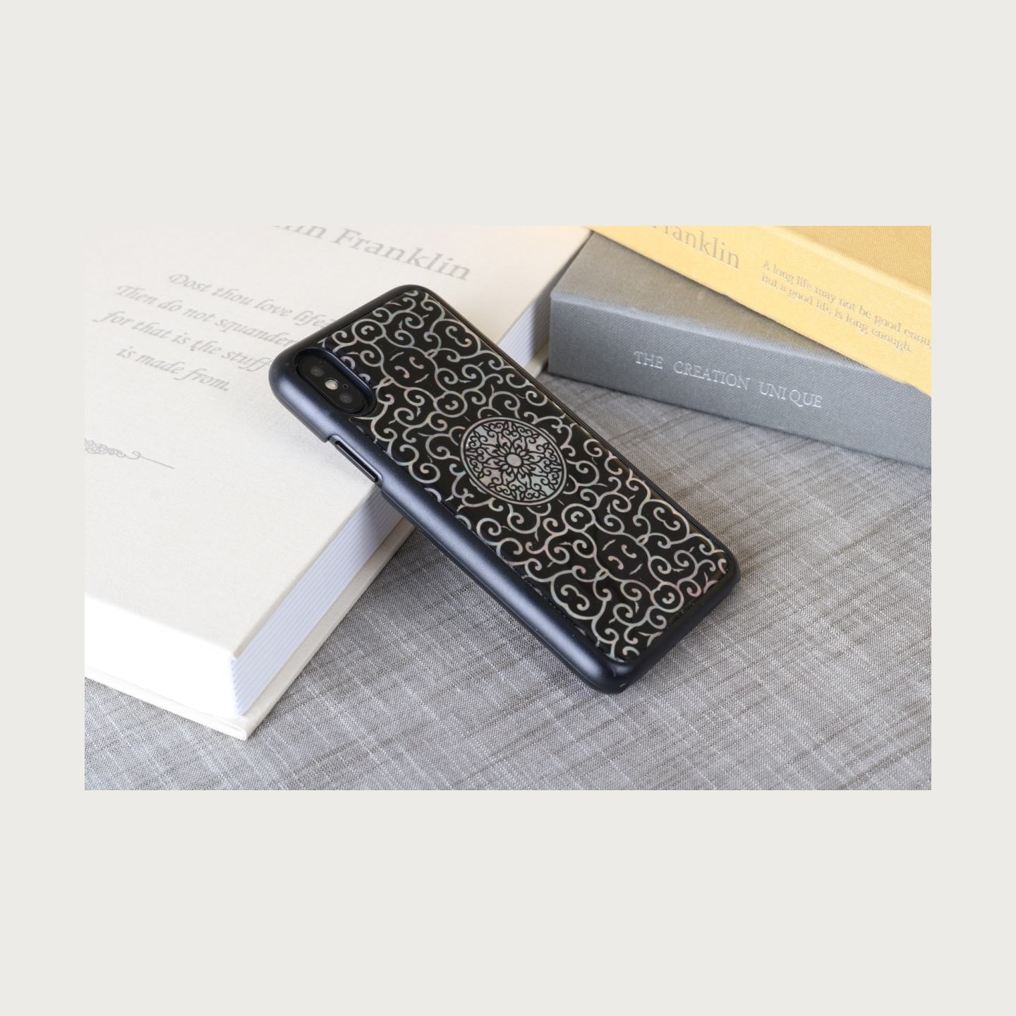 Ikins SmartPhone case iPhone XS/S liana black