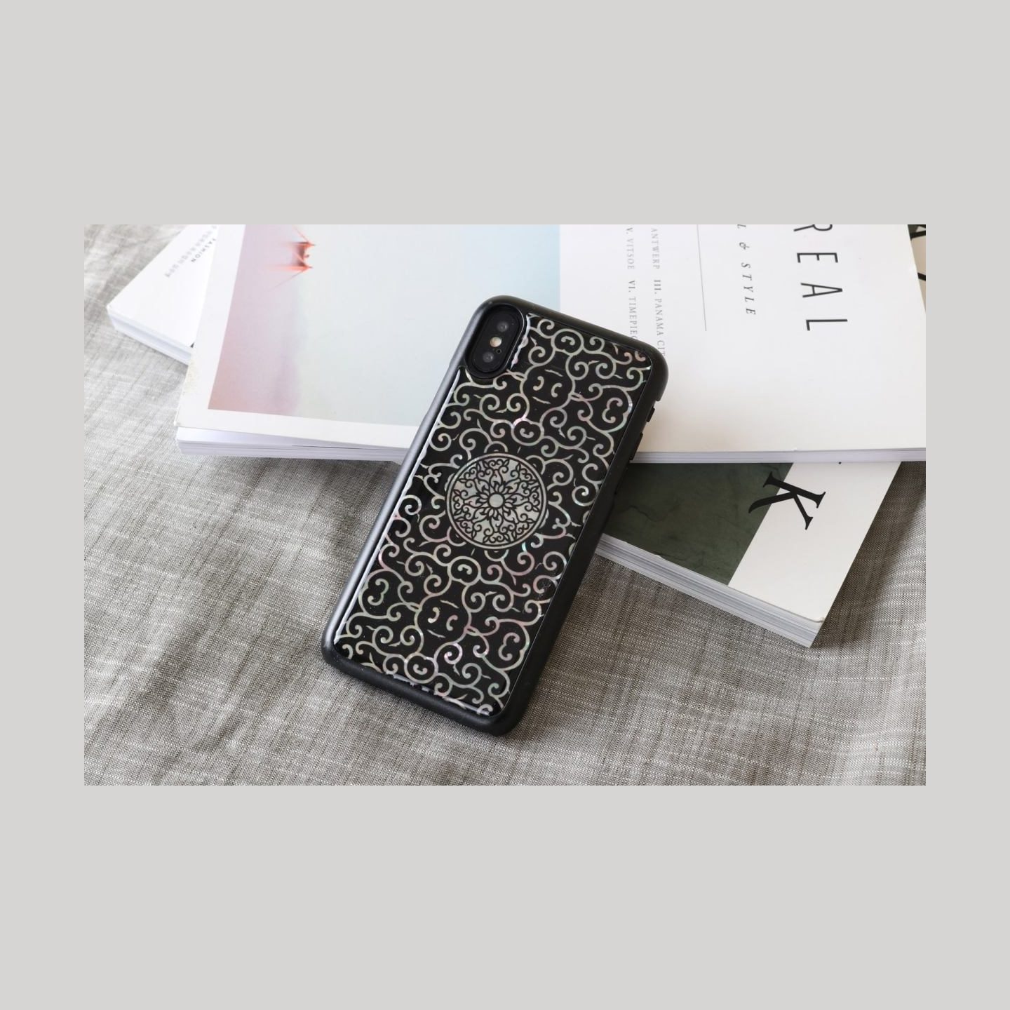 Ikins SmartPhone case iPhone XS/S liana black