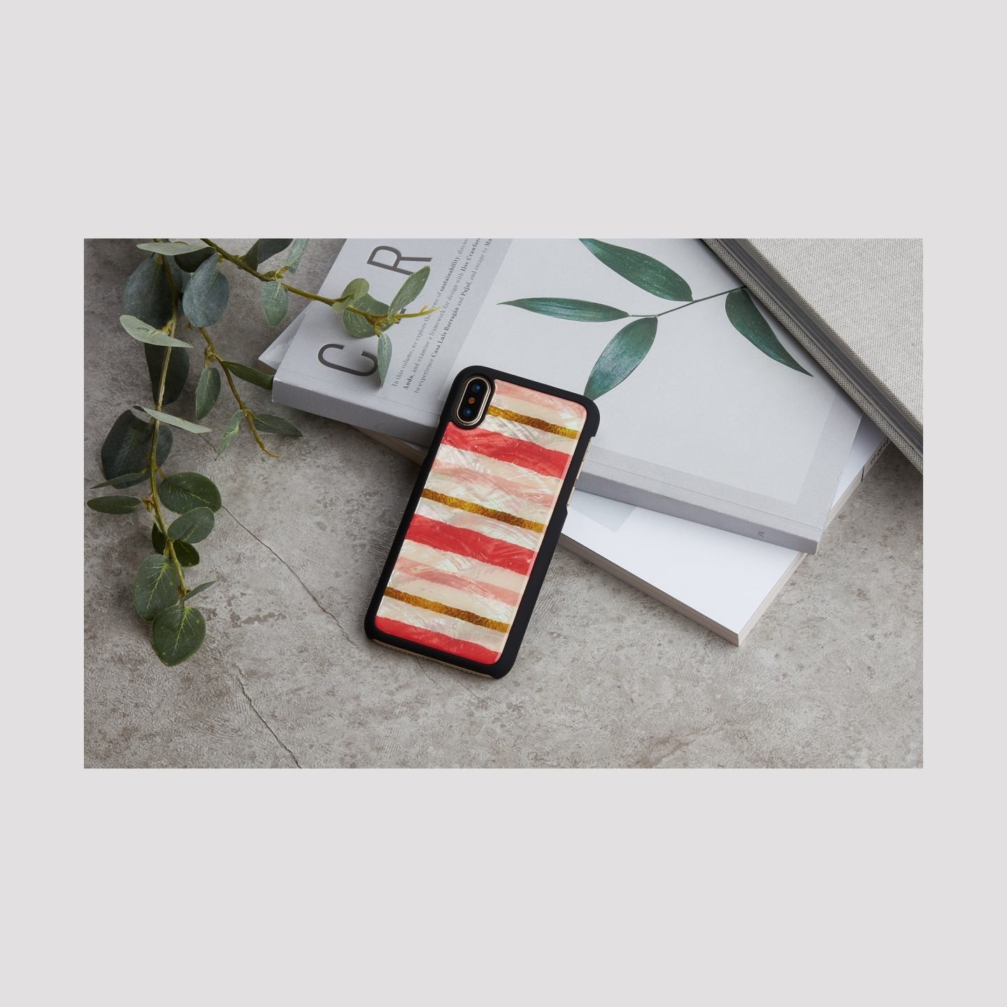 Ikins SmartPhone case iPhone XS/S short cake black