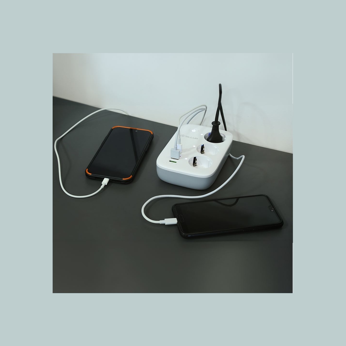 Tellur Smart WiFi Power Strip 3 Outlets, PD30W, QC18W, 2xUSB 2.4A 2500W 10A 2m