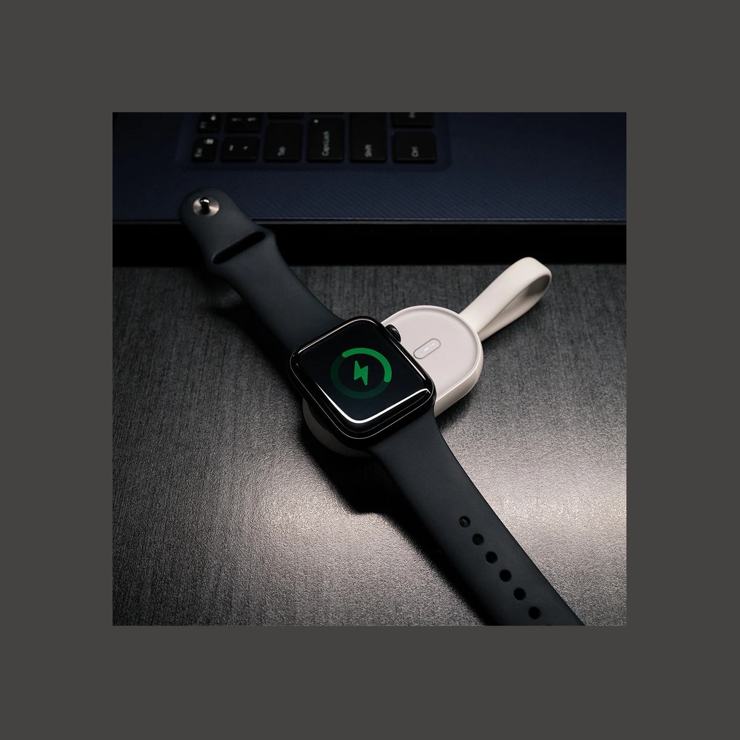 Tellur wireless powerbank charger compatible with Apple watches 1200mAh