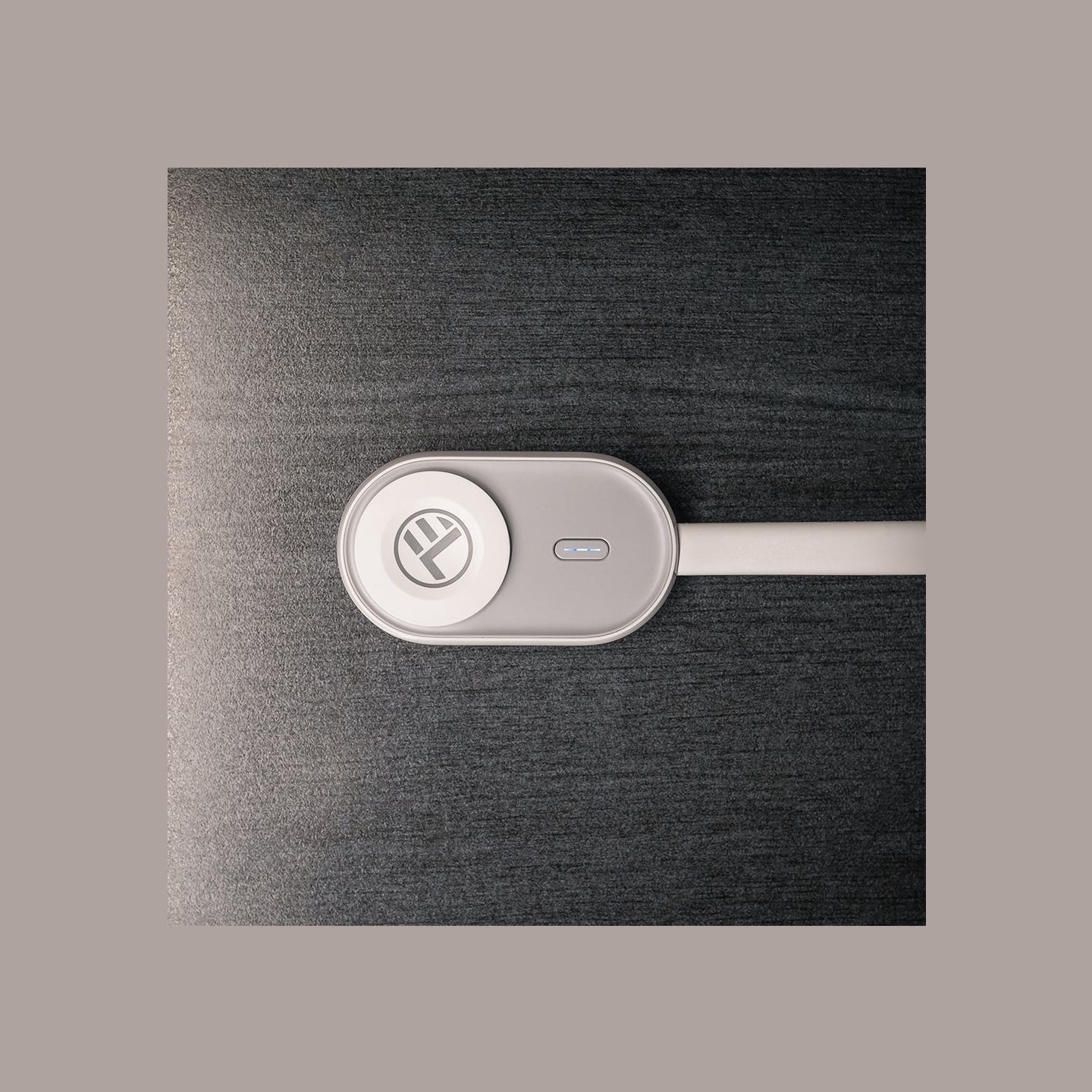Tellur wireless powerbank charger compatible with Apple watches 1200mAh