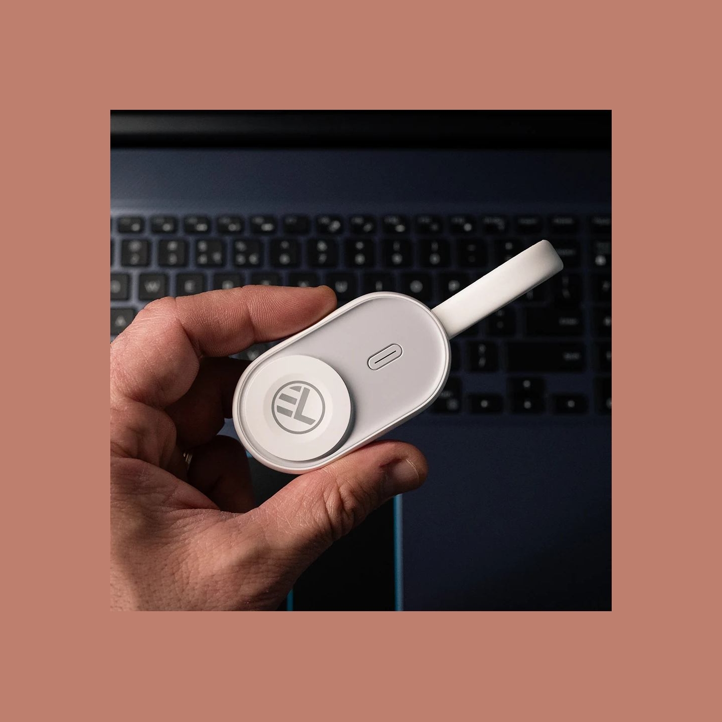Tellur wireless powerbank charger compatible with Apple watches 1200mAh