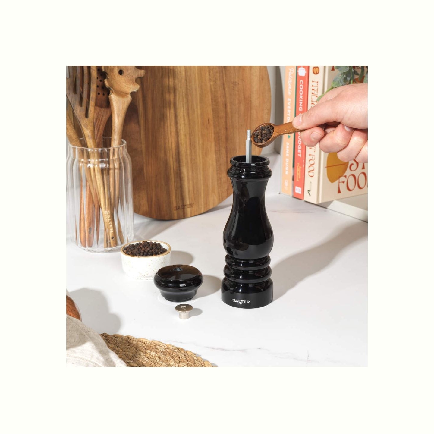 Salter BW13676EU7 Chester Salt & Pepper Mill Black