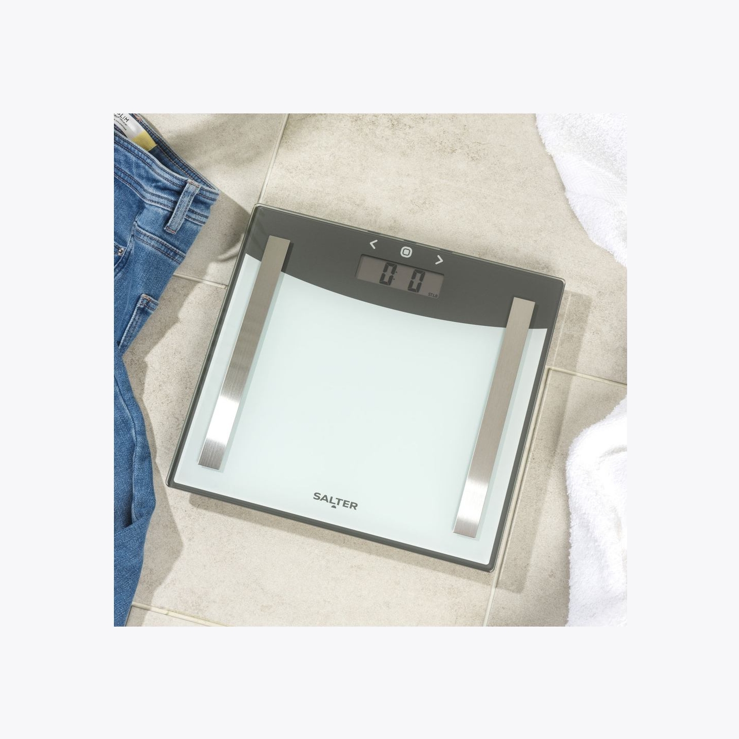 Salter 9137 SVWH3REU16 Silver White Glass Analyser Scale