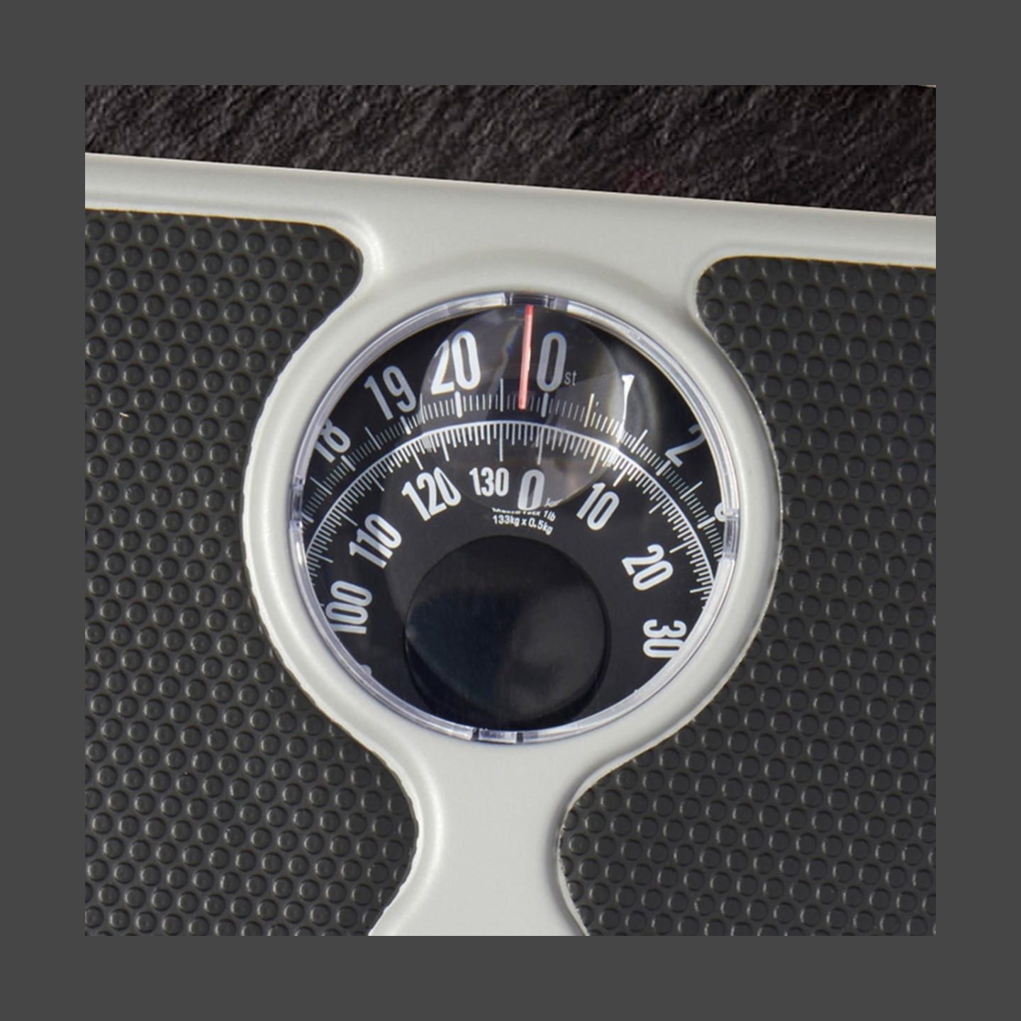 Salter 484 SFEU12 Magnifying Lens Bathroom Compact Mechanical Scale