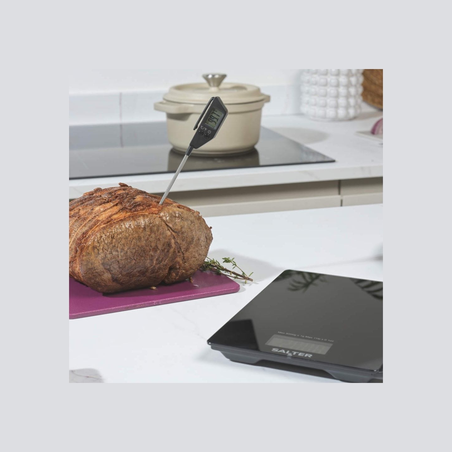 Salter SA00617FEU12 Thermometer & Scale Set
