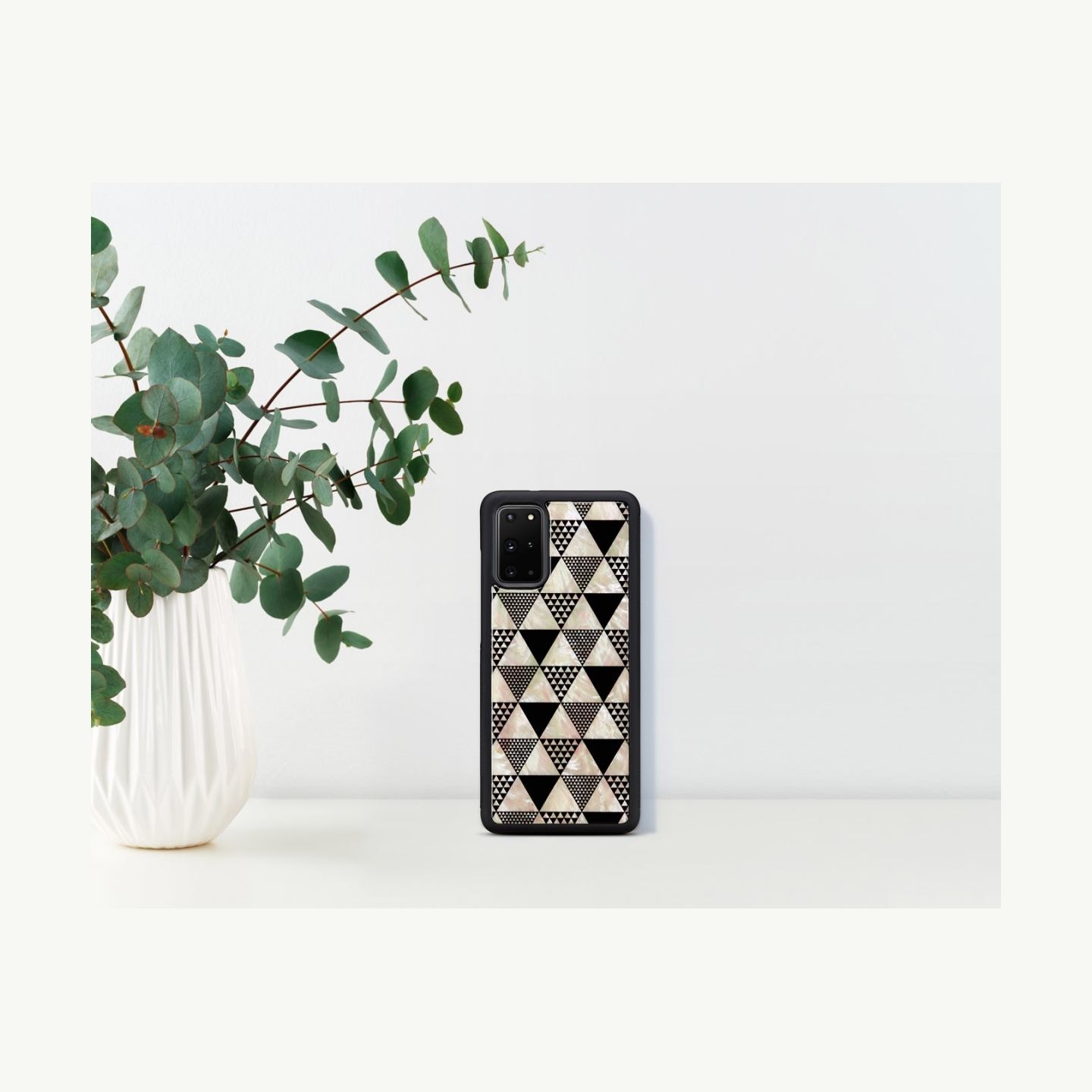 Ikins case for Samsung Galaxy S20+ pyramid black