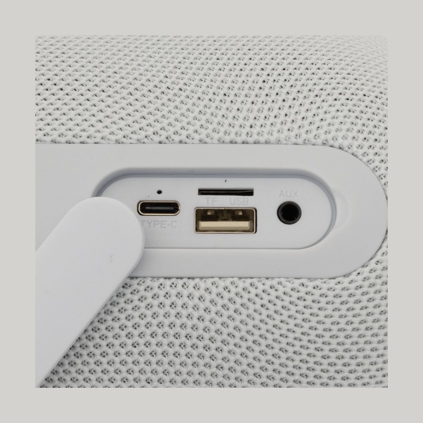 White Shark GBT-619 Idakka White