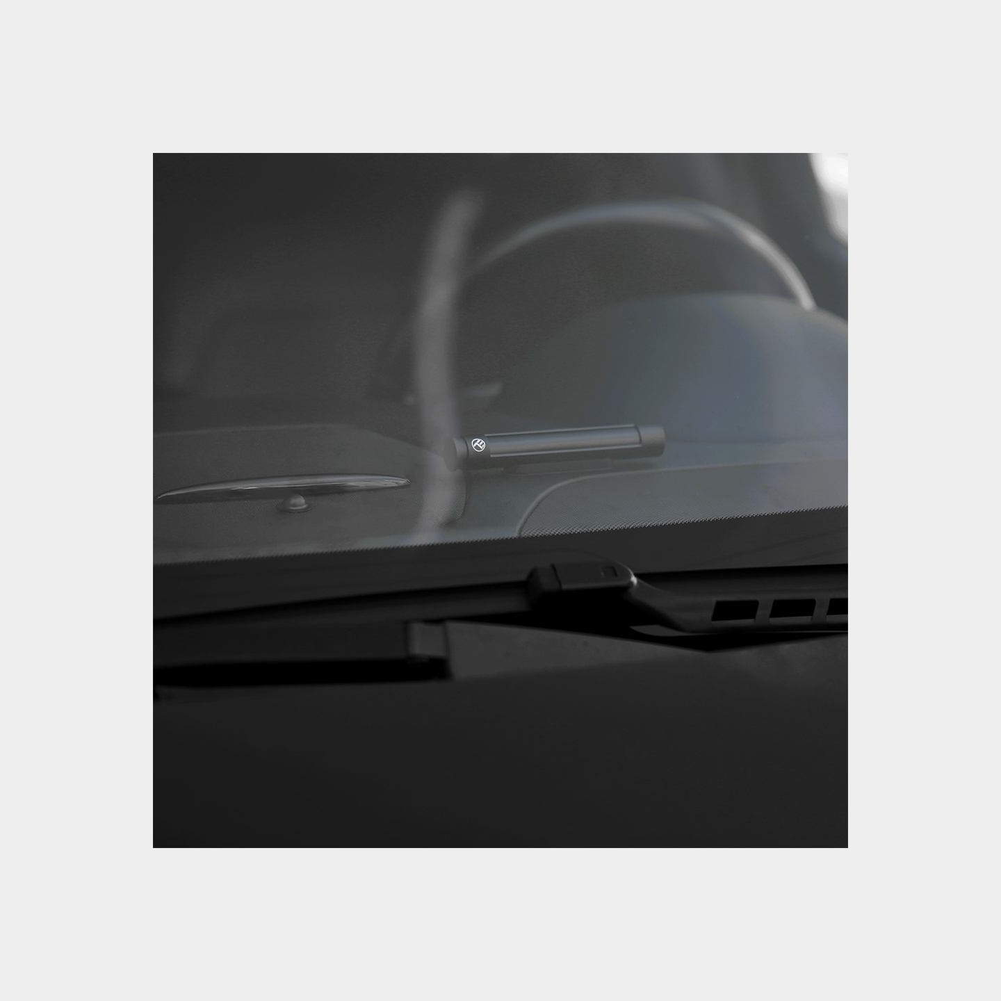 Tellur Temporary Car Parking Card For Two Phone Numbers Metallic Black