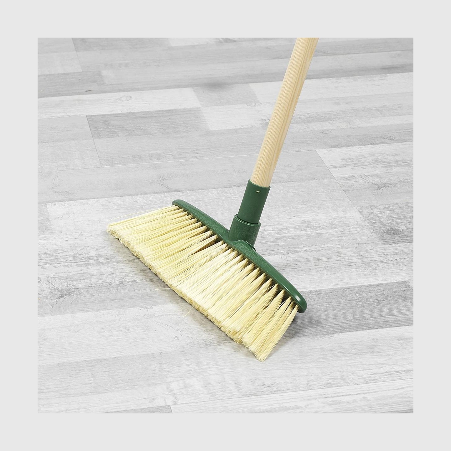 Beldray LA075277EU7 Eco Classic Floor Broom