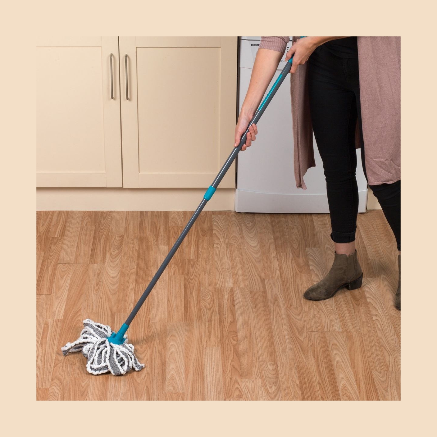 Beldray LA049179UFFEU7 Antibac telescopic mop and refill