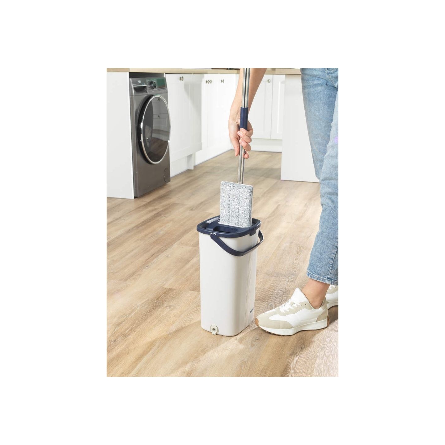 Beldray LA00000008EU7 Flat Head Mop & Bucket
