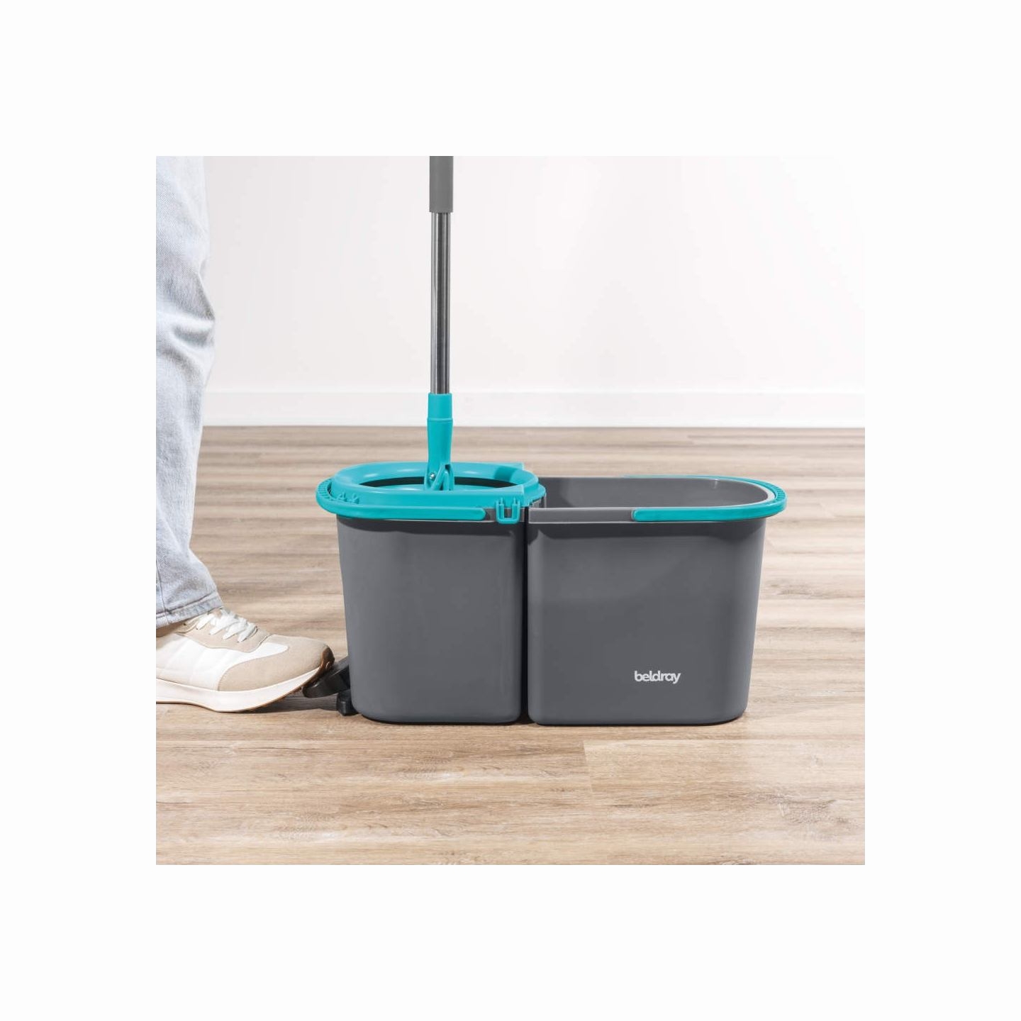 Beldray LA00000006UFEU7 Anti-bac Dual Comaprtment Spin Mop & Refill Head