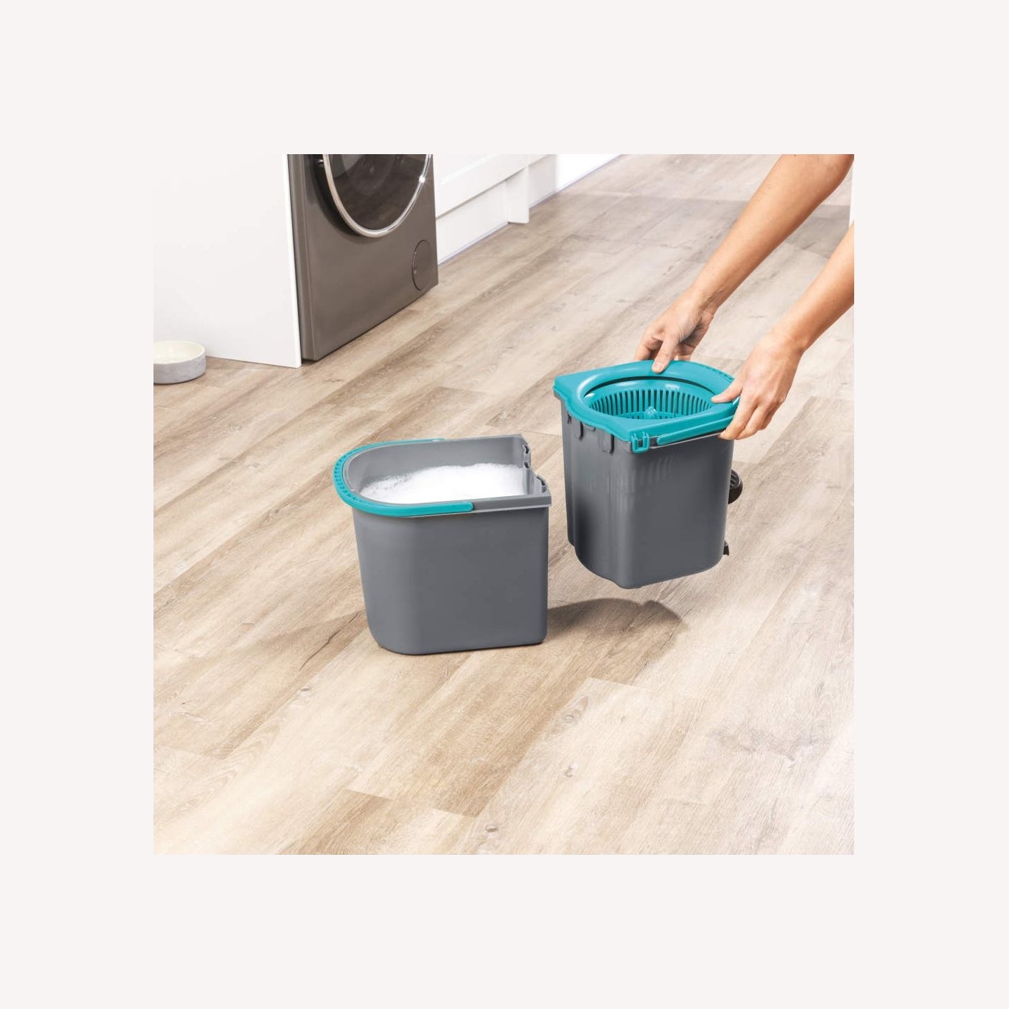 Beldray LA00000006UFEU7 Anti-bac Dual Comaprtment Spin Mop & Refill Head