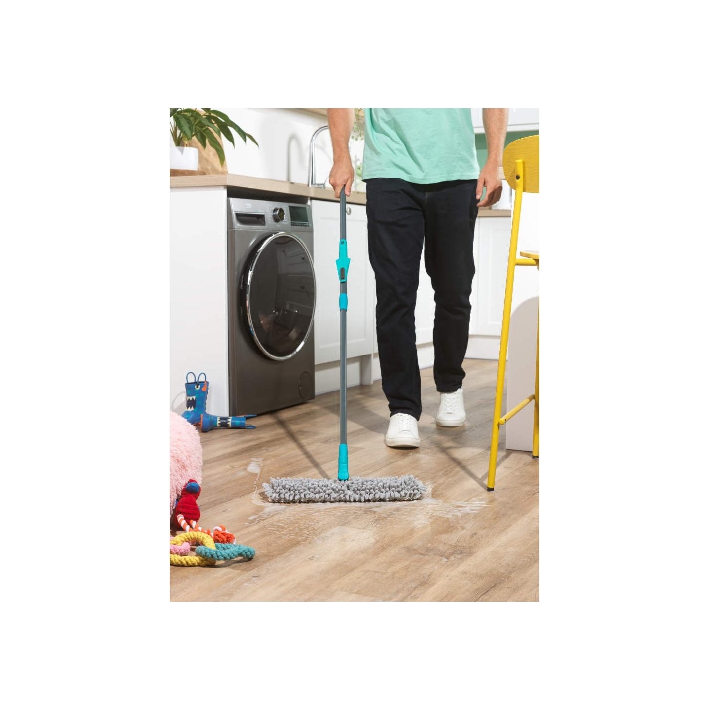 Beldray LA00000044UFEU7  Anti-bac Telescopic Double-Sided Flat Mop