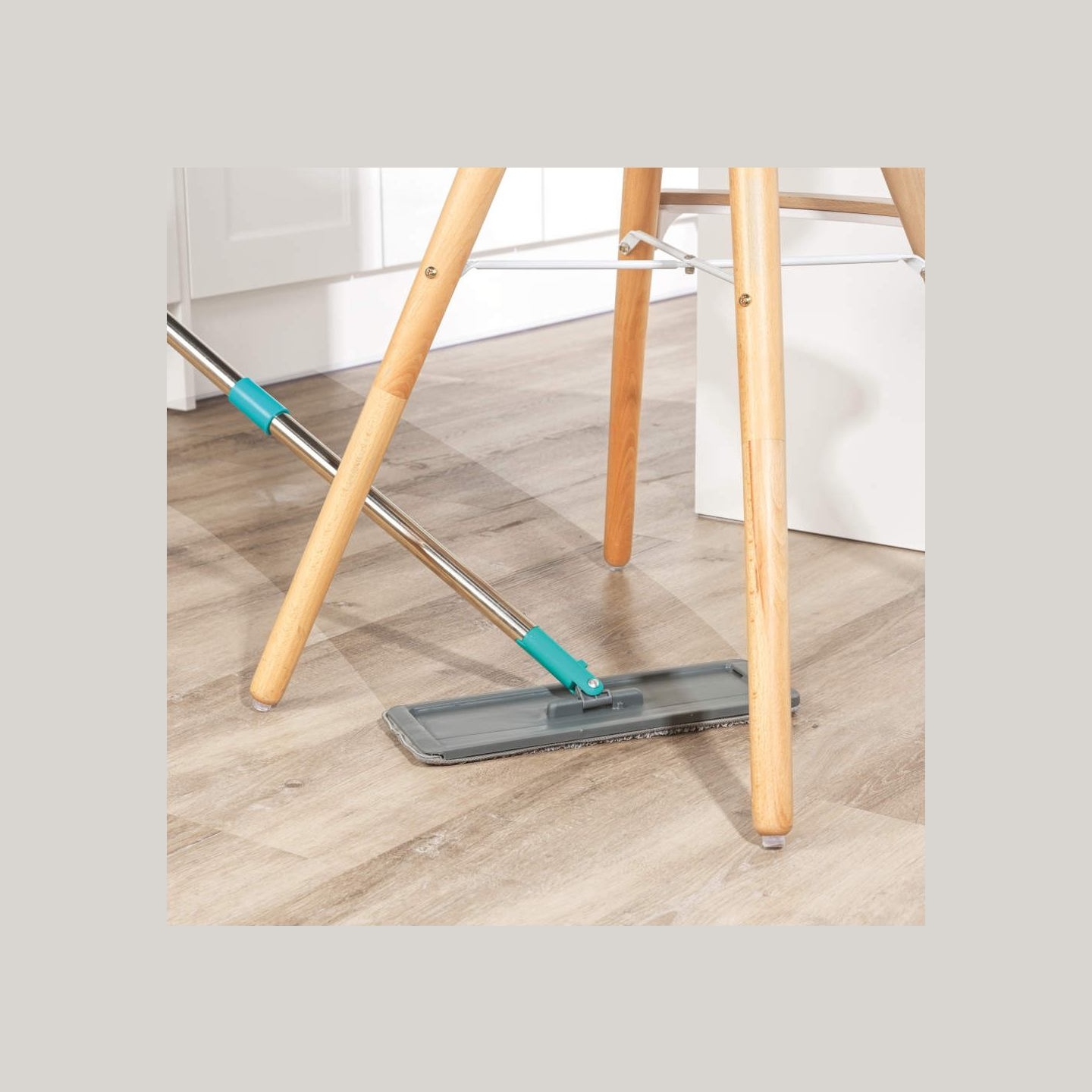 Beldray LA067234NPUF Anti-bac Flat Head Mop & Bucket Set
